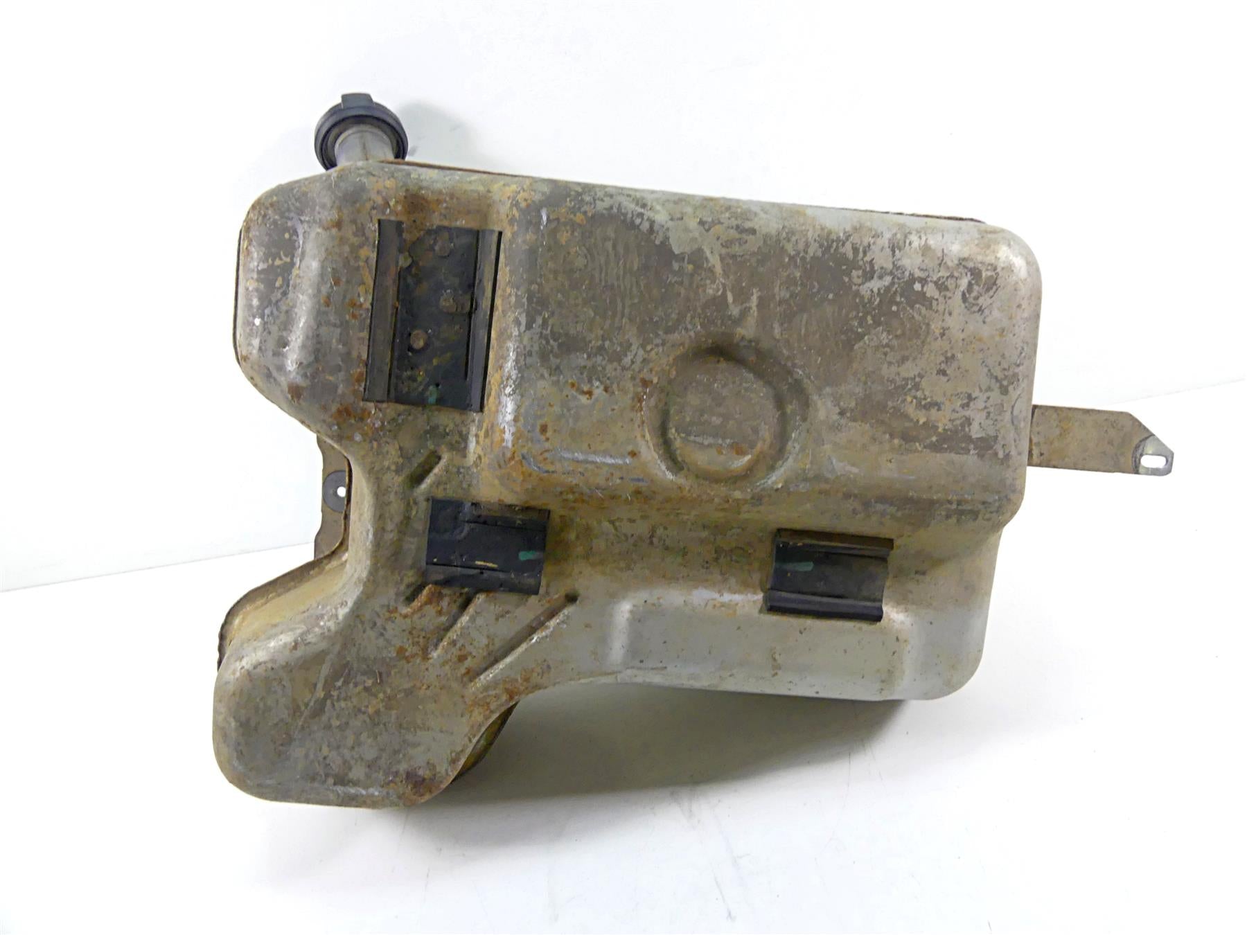 2018 Can Am Commander 1000R XT Metal Fuel Gas Petrol Tank Reservoir 709000753 {{ shop.shopifyCountryName }} - Mototech271