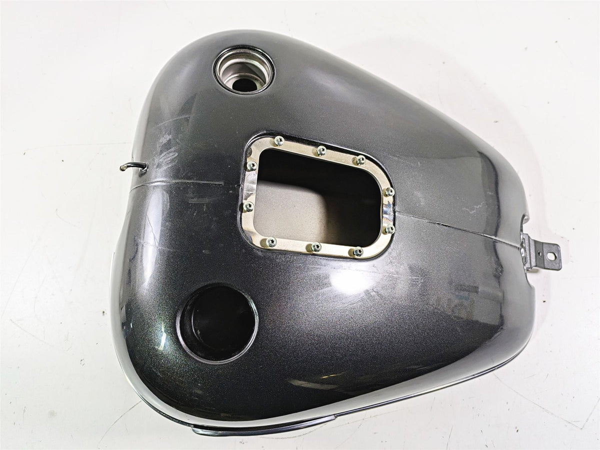 2005 Harley Softail FLSTSCI Heritage Springer Fuel Gas Tank - No Dent 61625-01E {{ shop.shopifyCountryName }} - Mototech271