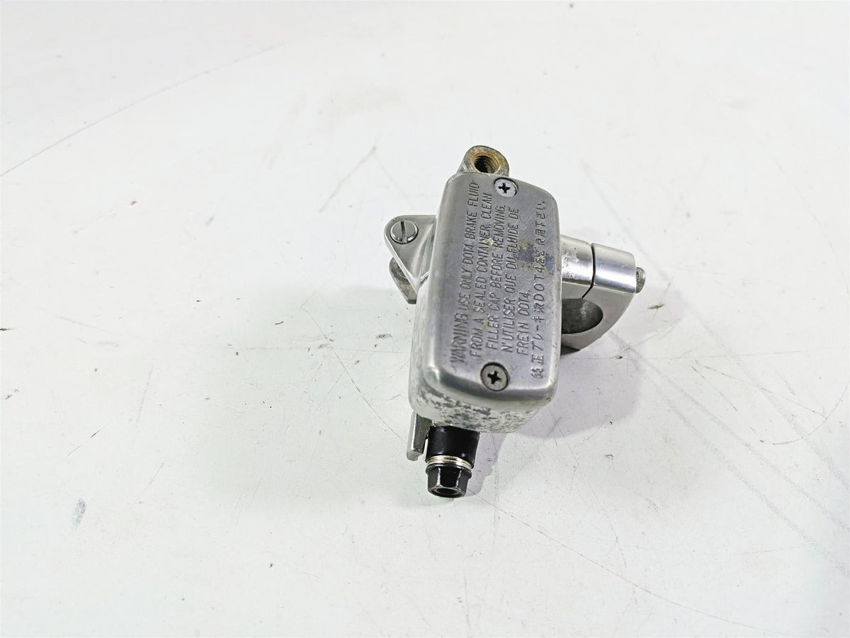 2002 Honda V-Twin VTX1800 C Front Brake Master Cylinder 45510-MZ0-A41 {{ shop.shopifyCountryName }} - Mototech271