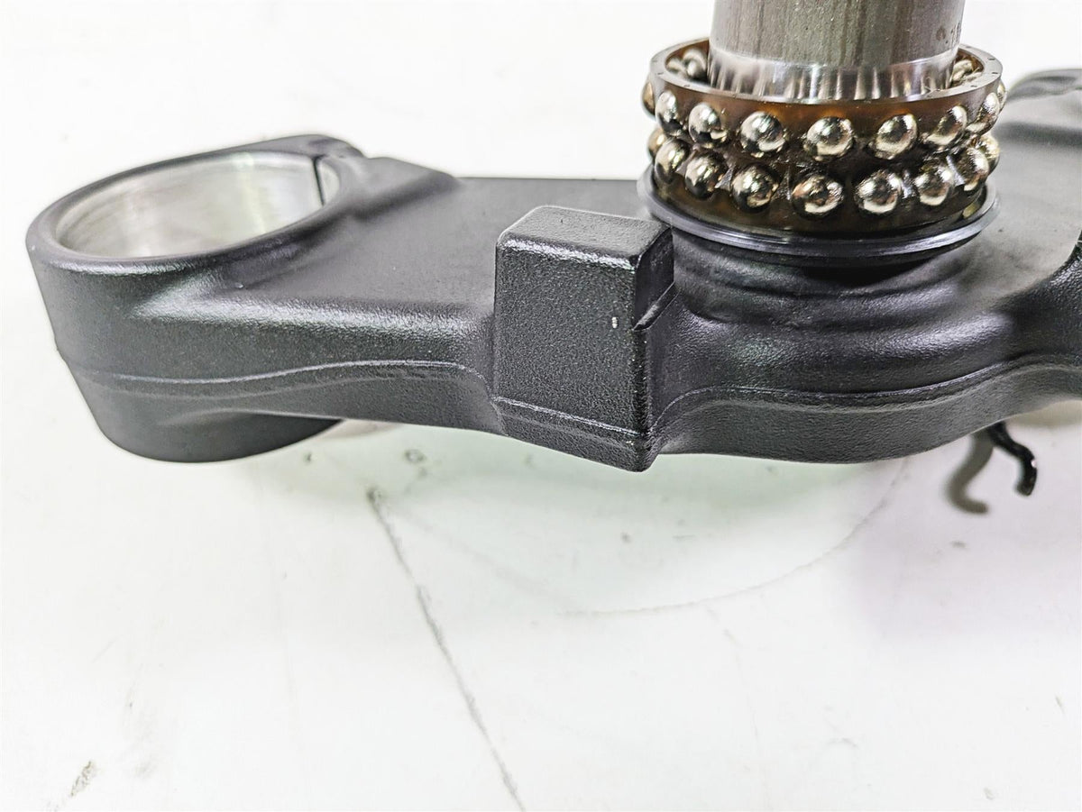 2022 Kawasaki ZR900RS Cafe Lower Triple Tree Steering Clamp 44037-0172-18R {{ shop.shopifyCountryName }} - Mototech271