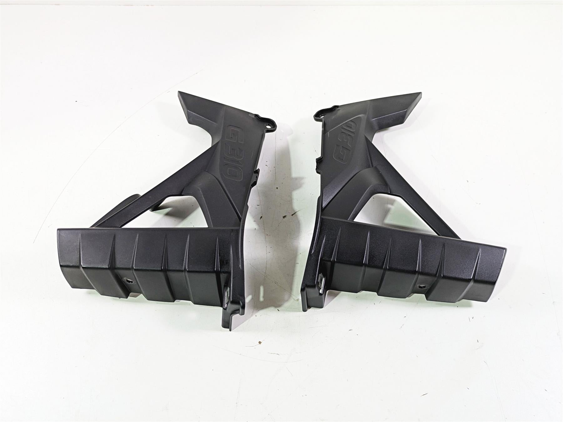 2019 BMW G310GS K02 Radiator Grill Cover Fairing Set 46638560422 46638560421 {{ shop.shopifyCountryName }} - Mototech271