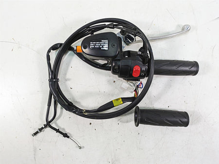 2011 Triumph America Front Brake Master Cylinder & Control Switch Set T2026200 {{ shop.shopifyCountryName }} - Mototech271