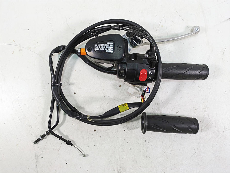 2011 Triumph America Front Brake Master Cylinder & Control Switch Set T2026200 {{ shop.shopifyCountryName }} - Mototech271