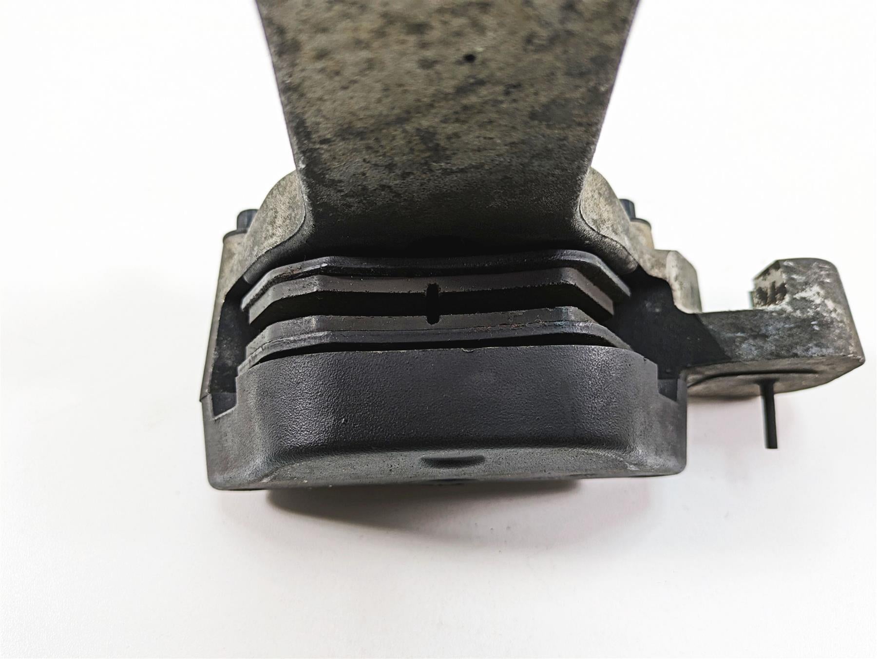 2006 Harley Touring FLHXI Street Glide Rear Brake Caliper & Bracket 44080-02C {{ shop.shopifyCountryName }} - Mototech271