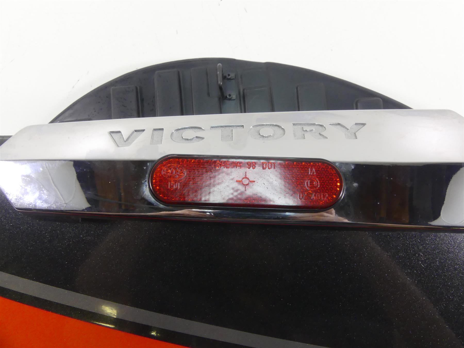 2015 Victory Cross Country Tour Left Saddlebag Saddle Bag Bottom 5438372 {{ shop.shopifyCountryName }} - Mototech271