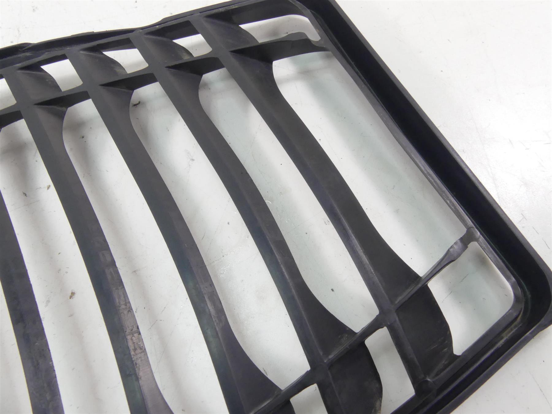 2018 Indian Scout Sixty Radiator Cover Fairing Shroud 5451861 {{ shop.shopifyCountryName }} - Mototech271