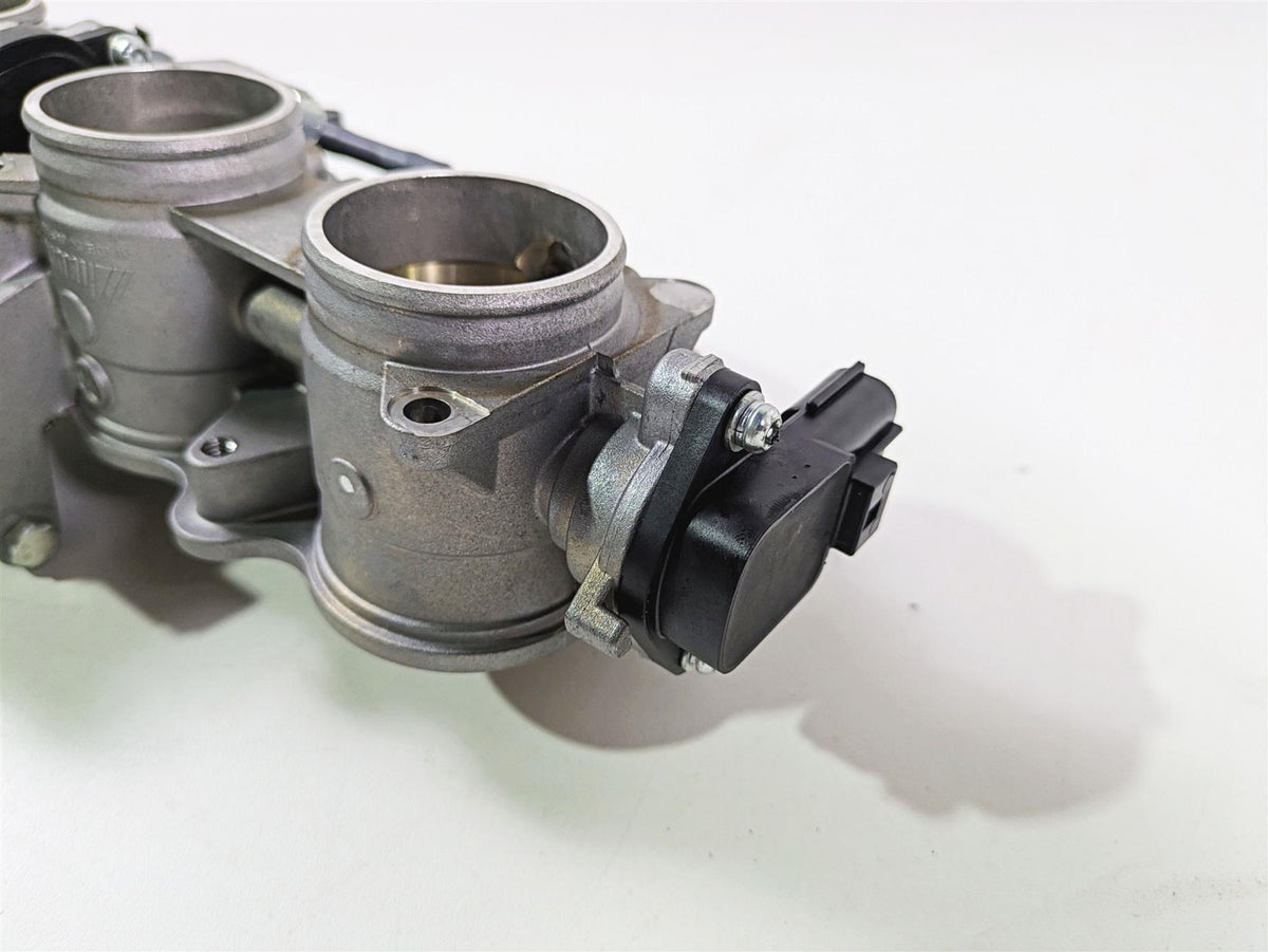 2023 Suzuki GSX1300 RR Hayabusa Mikuni Throttle Body Fuel Injectors 13405-10L10 {{ shop.shopifyCountryName }} - Mototech271
