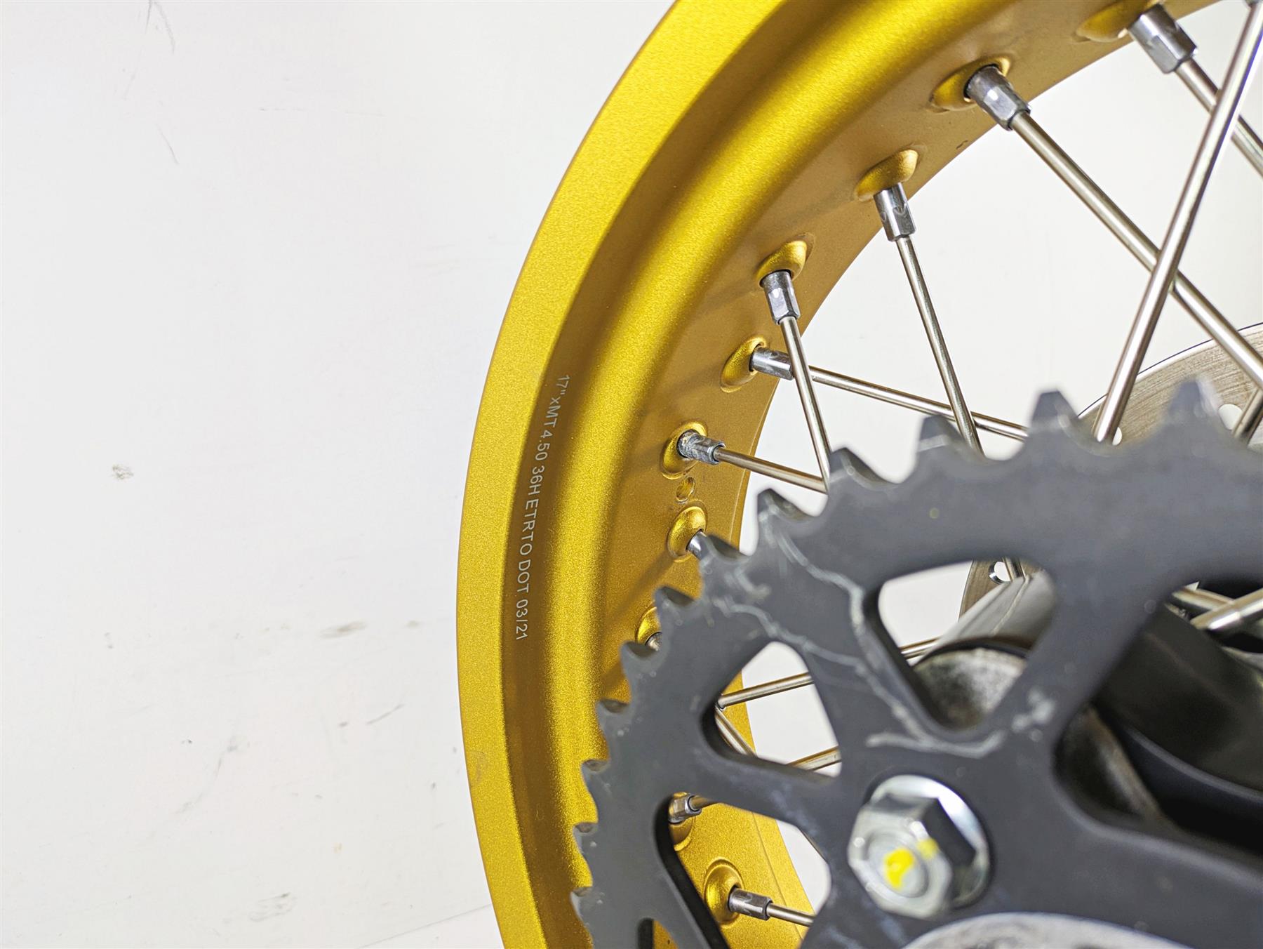 2022 Ducati Scrambler Desert Sled Straight 17x4.5 Rear Wheel Rim 50222351AA {{ shop.shopifyCountryName }} - Mototech271
