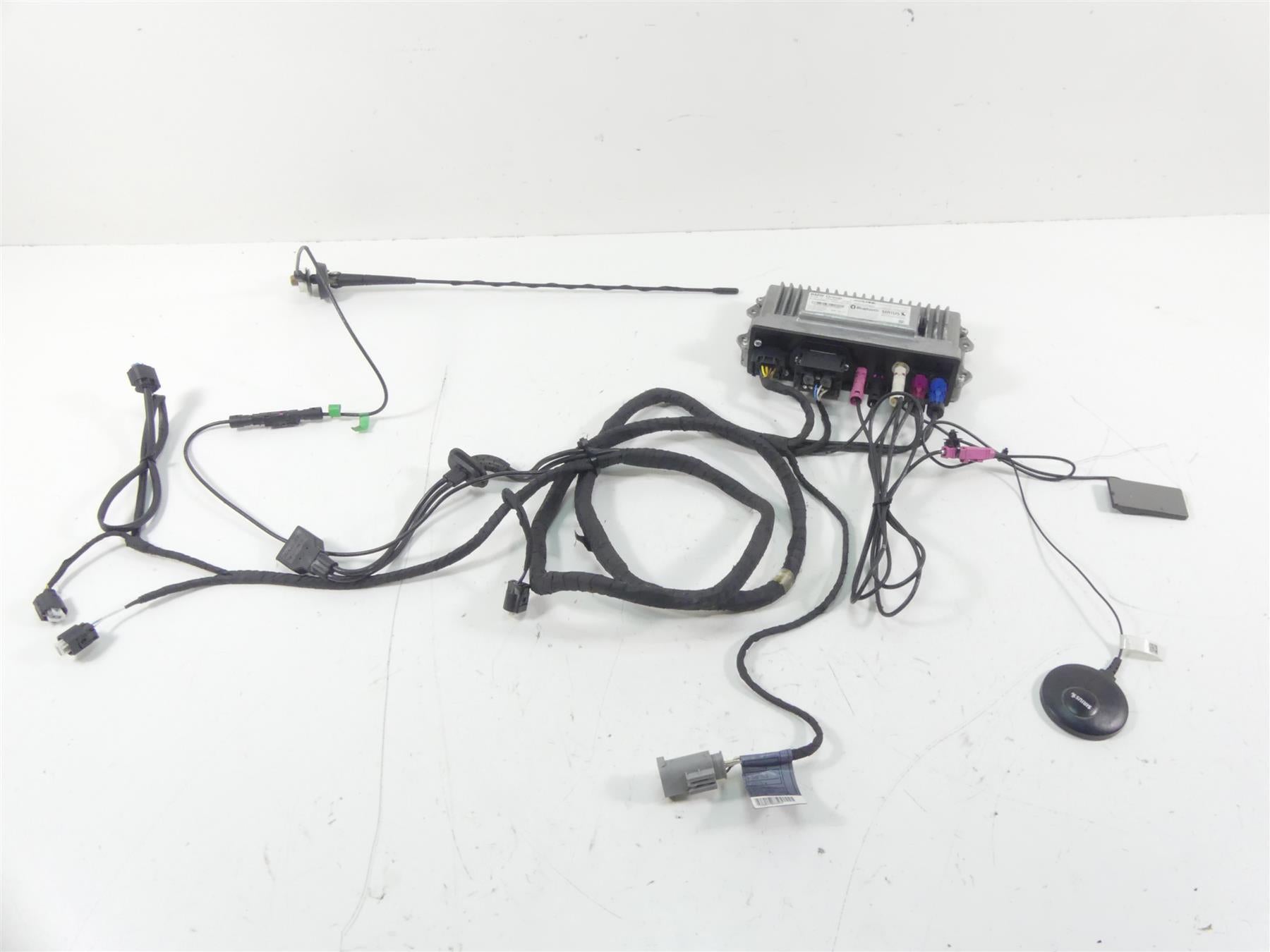 2017 BMW R1200RT K52 Alpine Radio Amplifier Antenna Wiring Set 65128542065 {{ shop.shopifyCountryName }} - Mototech271