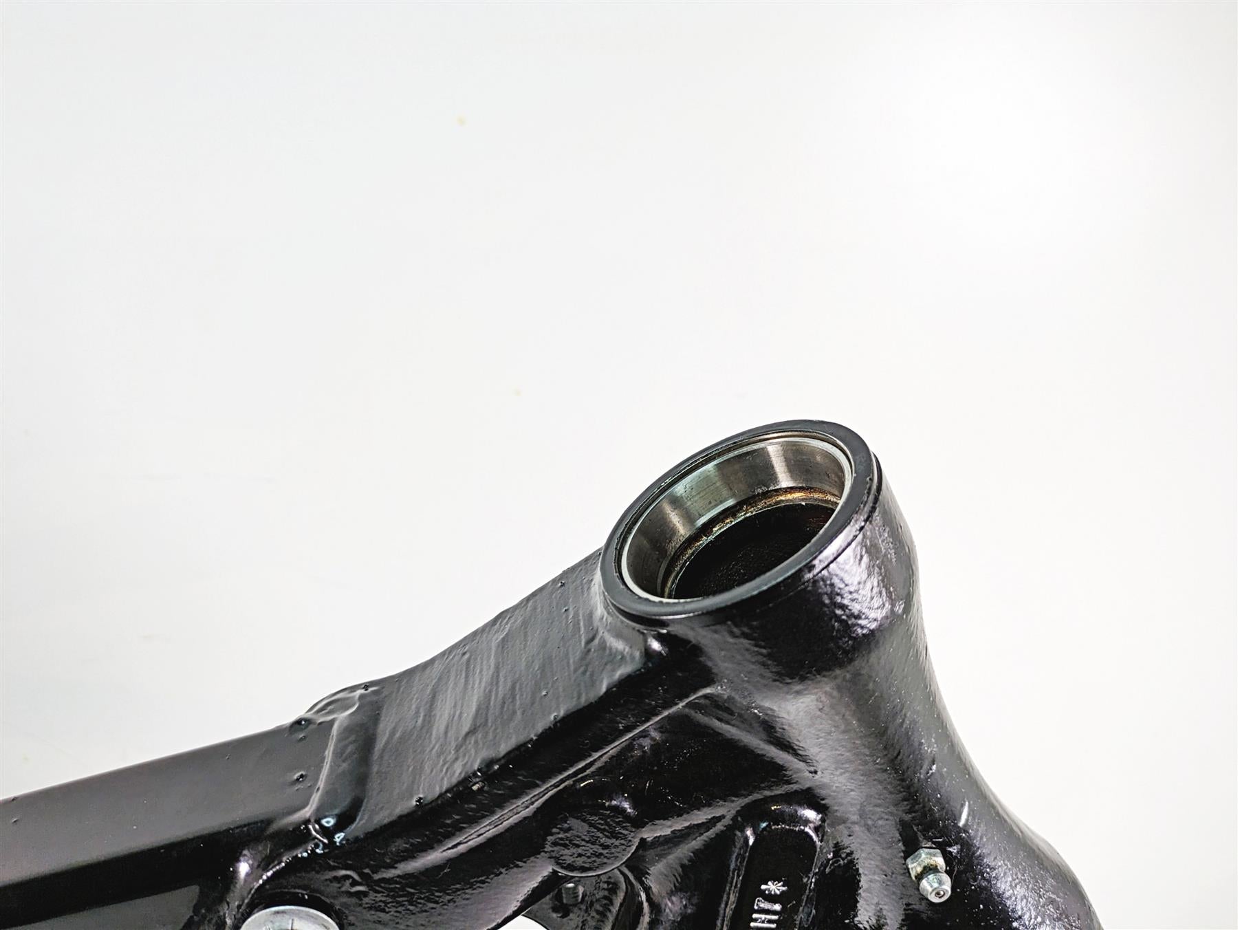 2009 Harley Softail FLSTSB Cross Bones Main Straight Frame Chassis With Clean Kentucky Title - 47173-11BHP {{ shop.shopifyCountryName }} - Mototech271