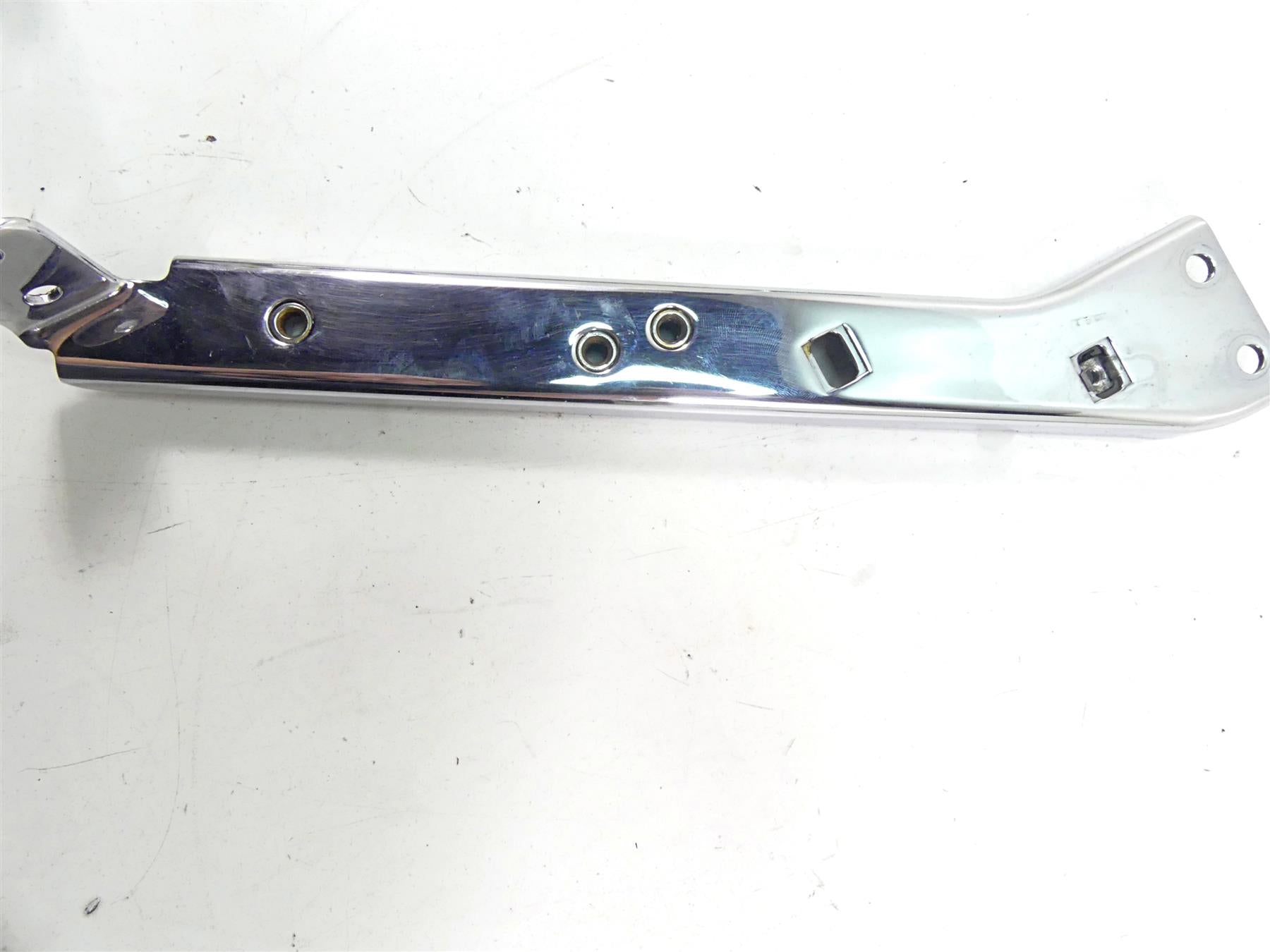 2004 Harley Touring FLHTCUI Electra Glide Saddlebag Guard Set 90718-79C {{ shop.shopifyCountryName }} - Mototech271