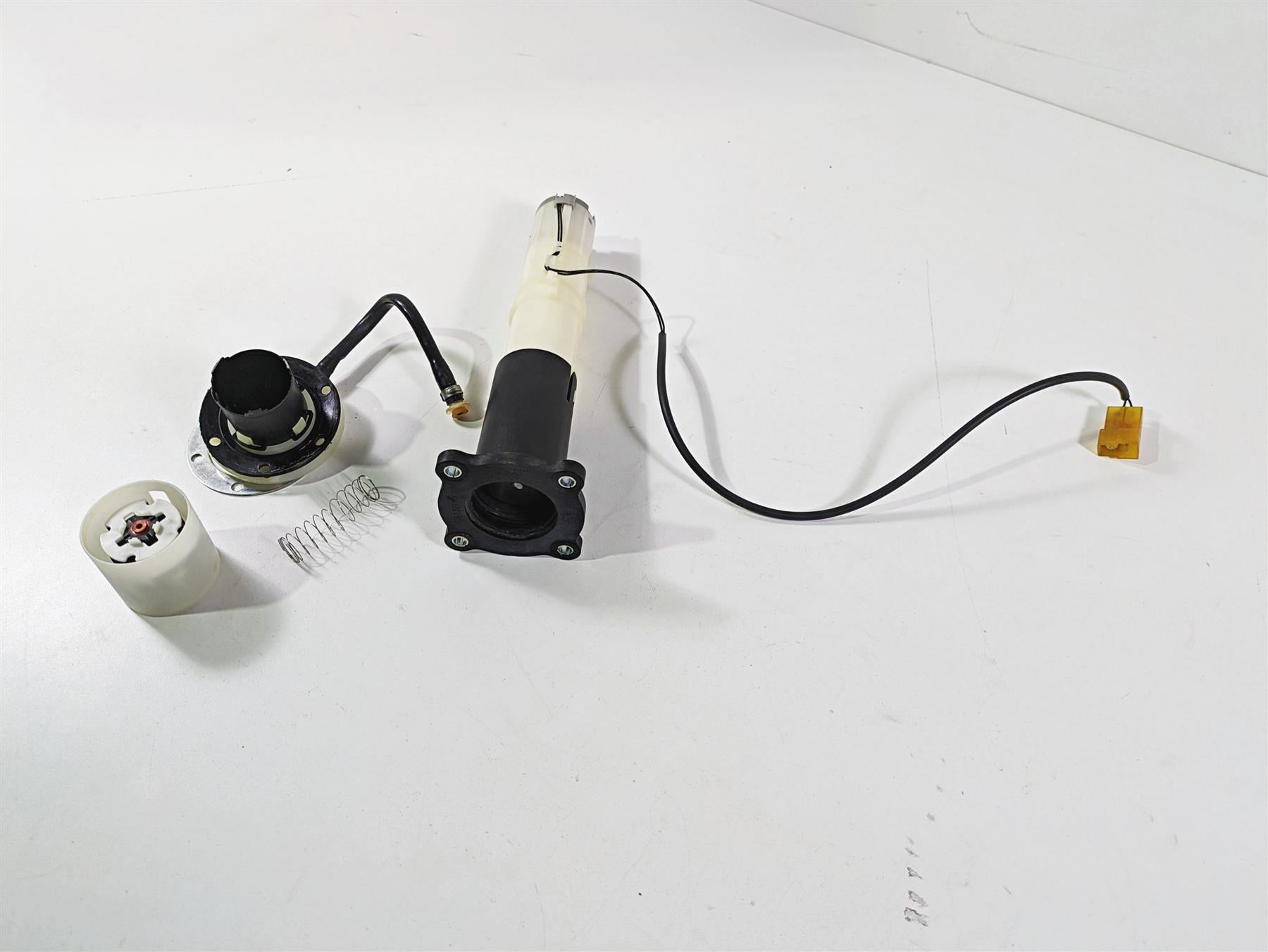 2009 Ducati Multistrada 1100 S Fuel Gas Petrol Level Sensor 16012441A {{ shop.shopifyCountryName }} - Mototech271