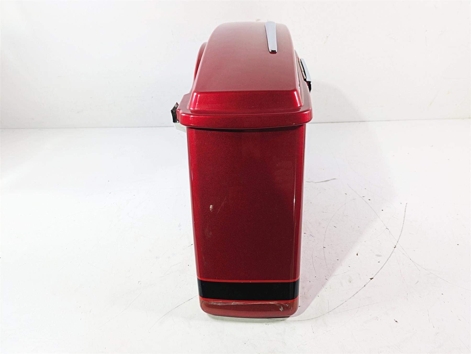 2007 Harley Touring FLHTCU SE CVO E-Glide Right Saddlebag Cherry Black Ice 88277-07 {{ shop.shopifyCountryName }} - Mototech271