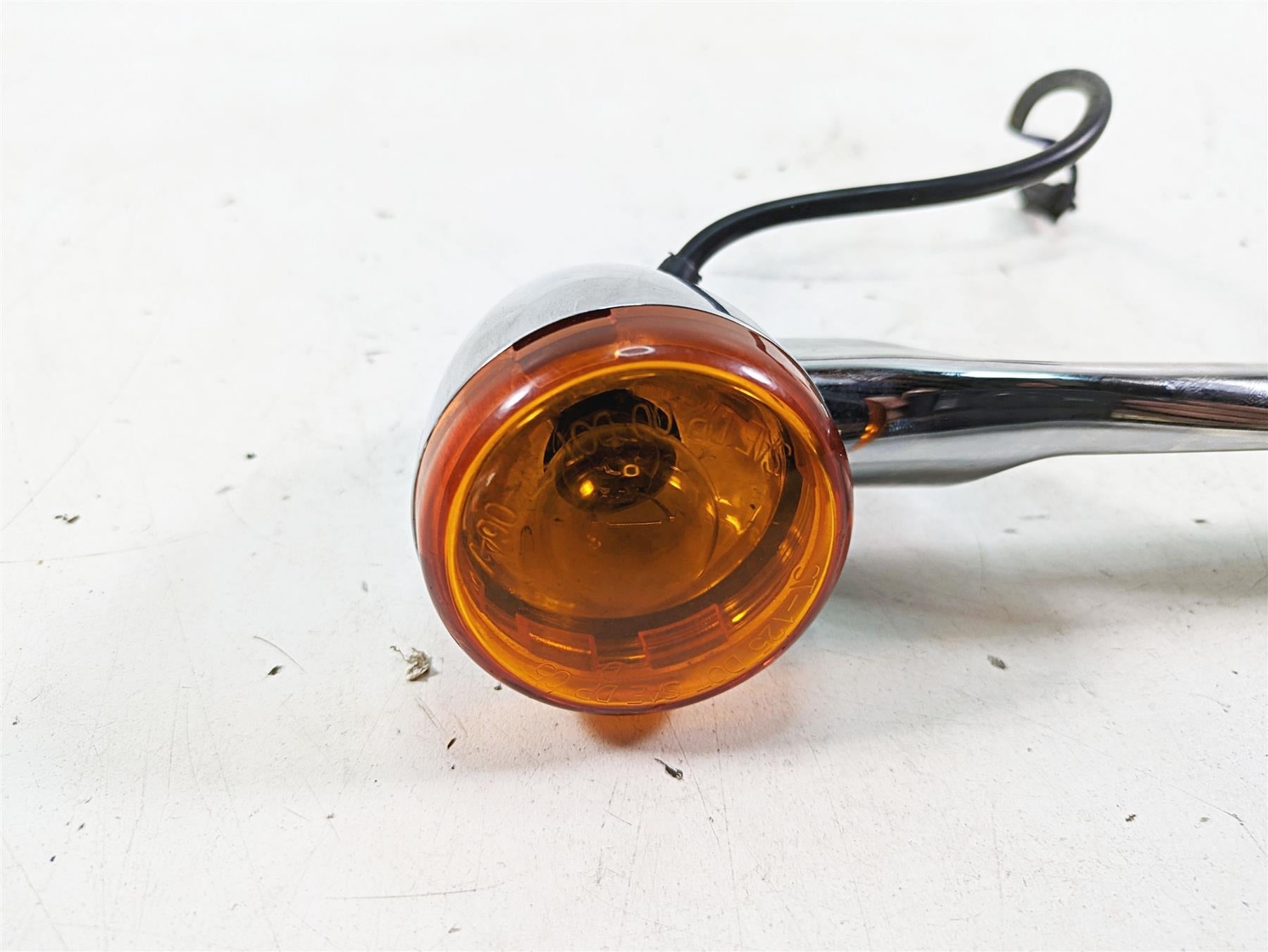 2006 Harley FLSTI Softail Heritage Rear Turn Signal Bar Set - Read 68510-74C {{ shop.shopifyCountryName }} - Mototech271