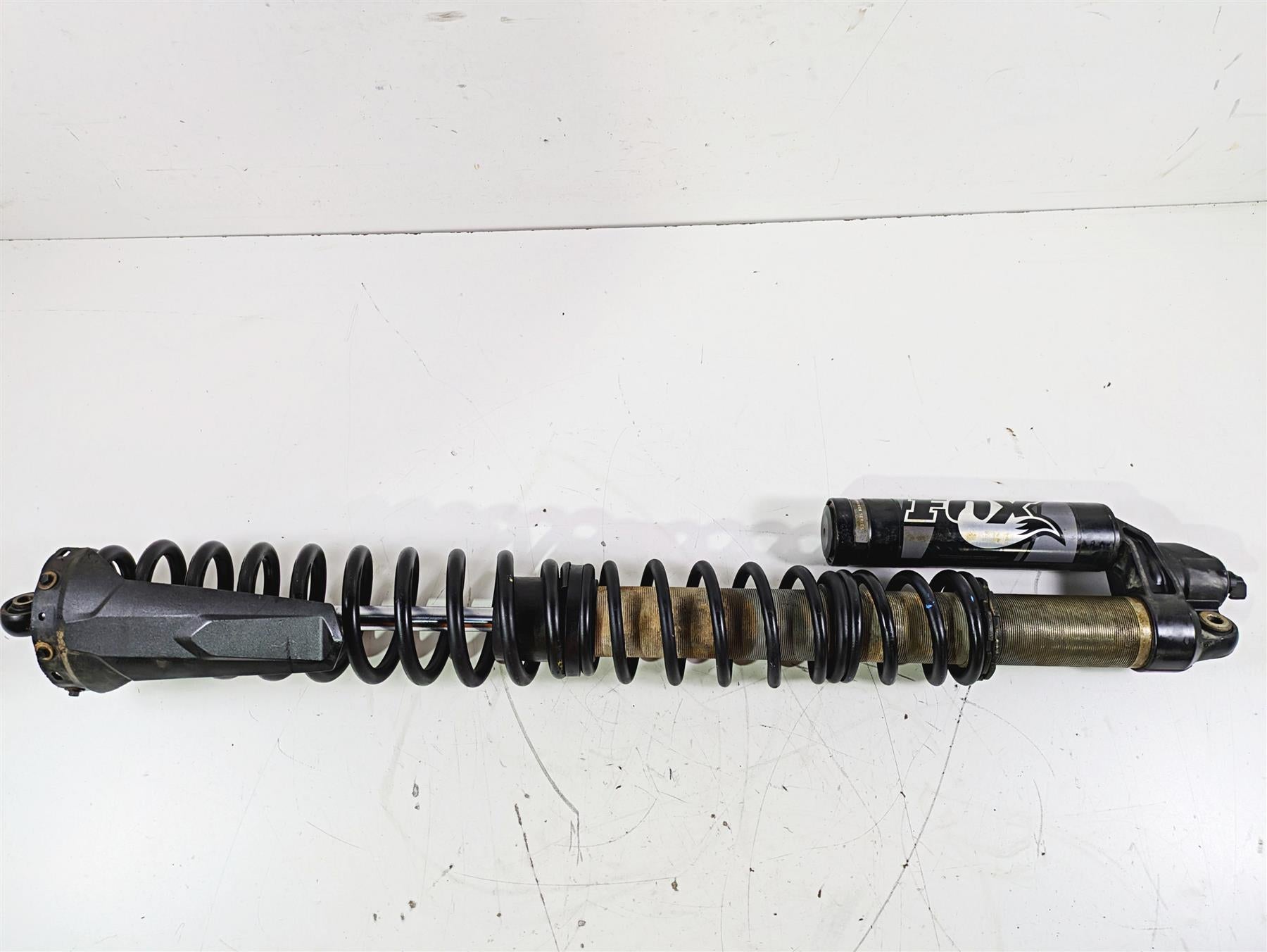 2019 Can Am Maverick X3 XRS Turbo R Left Fox Rear Shock Damper 706002941 {{ shop.shopifyCountryName }} - Mototech271