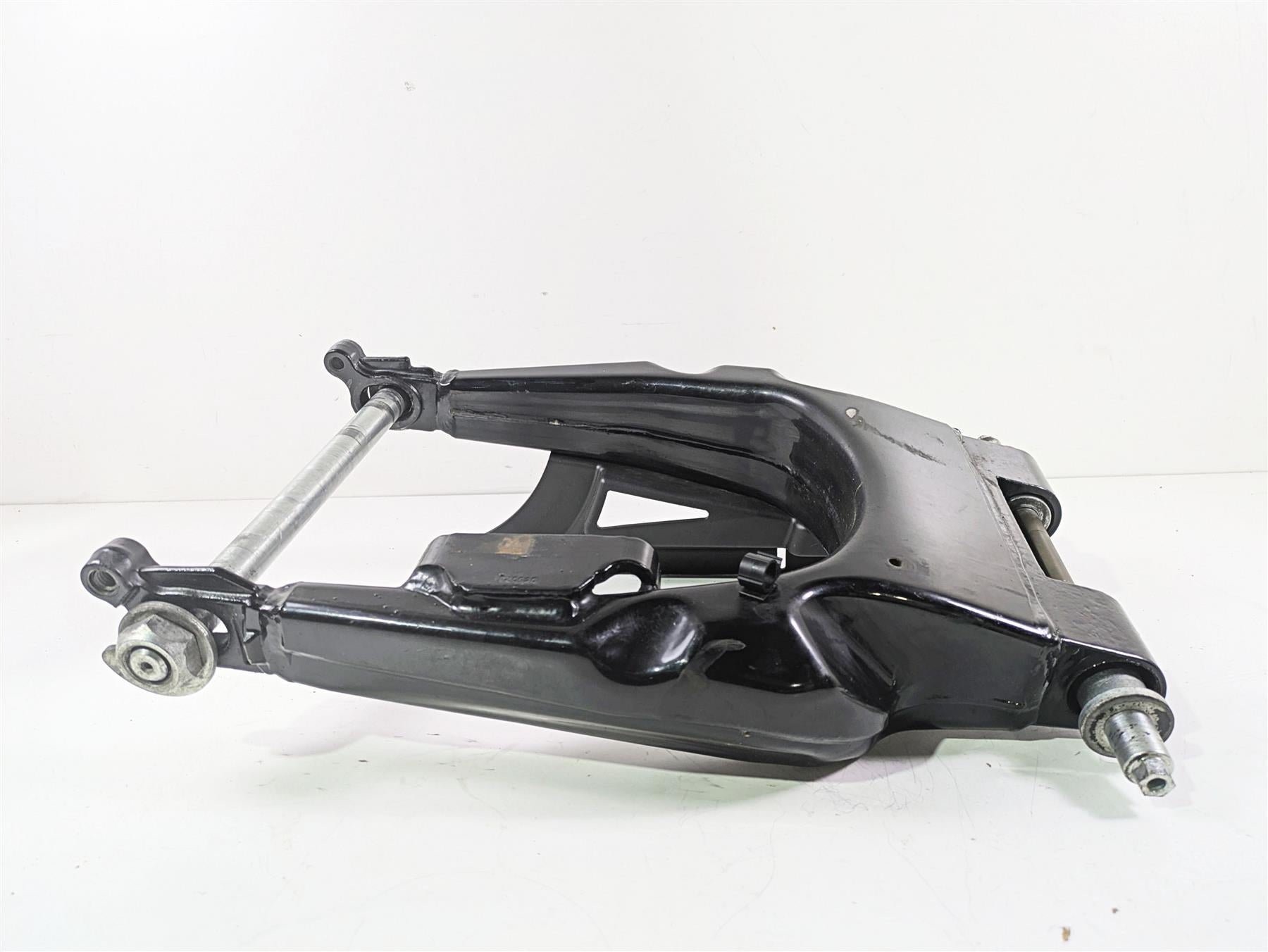 2010 Harley Touring FLHXSE CVO Street Glide Rear Swingarm Swing Arm 45470-09 {{ shop.shopifyCountryName }} - Mototech271
