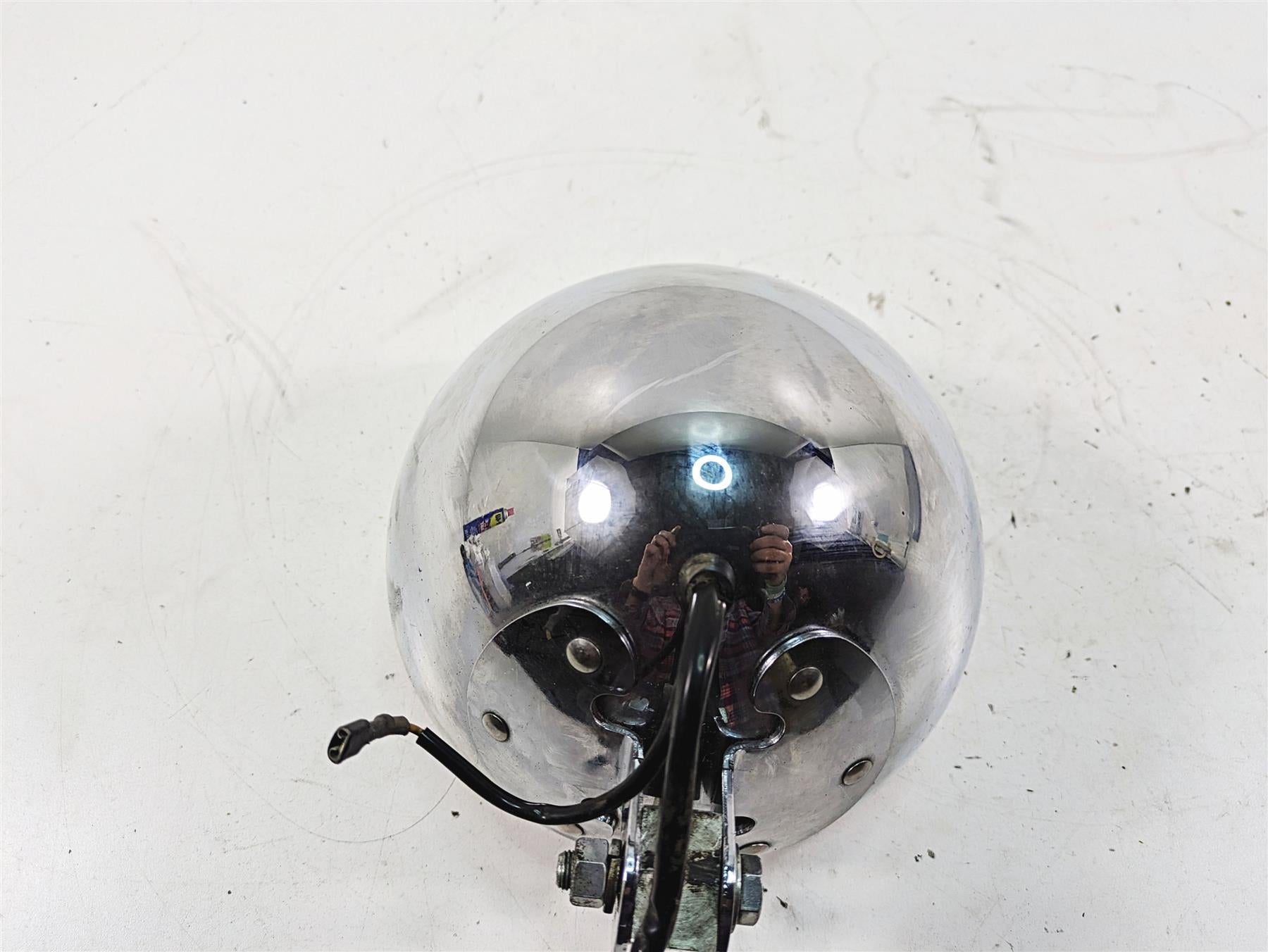 2013 Harley Softail FLSTC Heritage Classic 7" Headlight Lamp & Mount 69748-05B {{ shop.shopifyCountryName }} - Mototech271