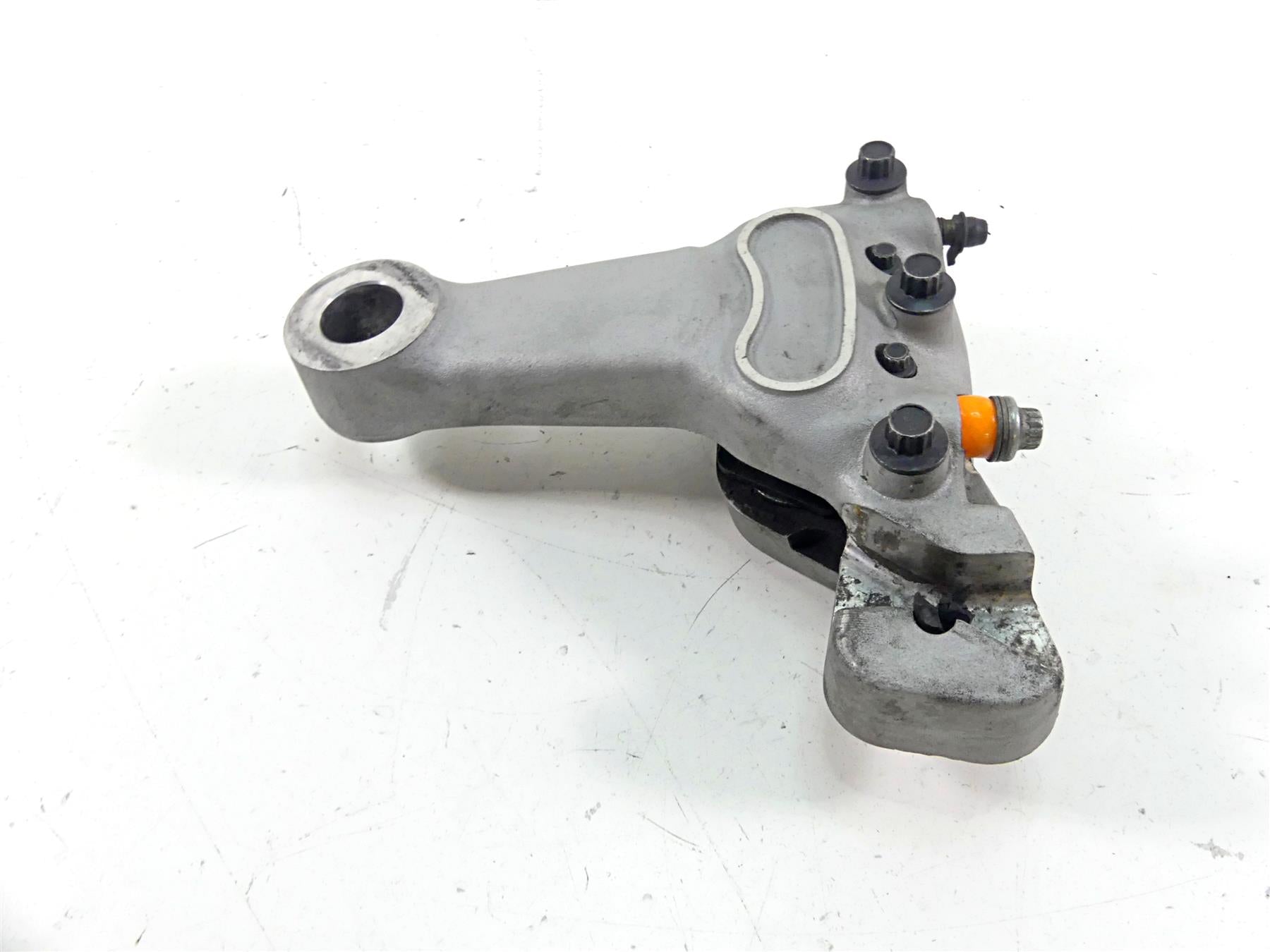 2006 Harley Touring FLHTCU SE E-Glide Rear Brake Caliper & Bracket 44423-02C {{ shop.shopifyCountryName }} - Mototech271