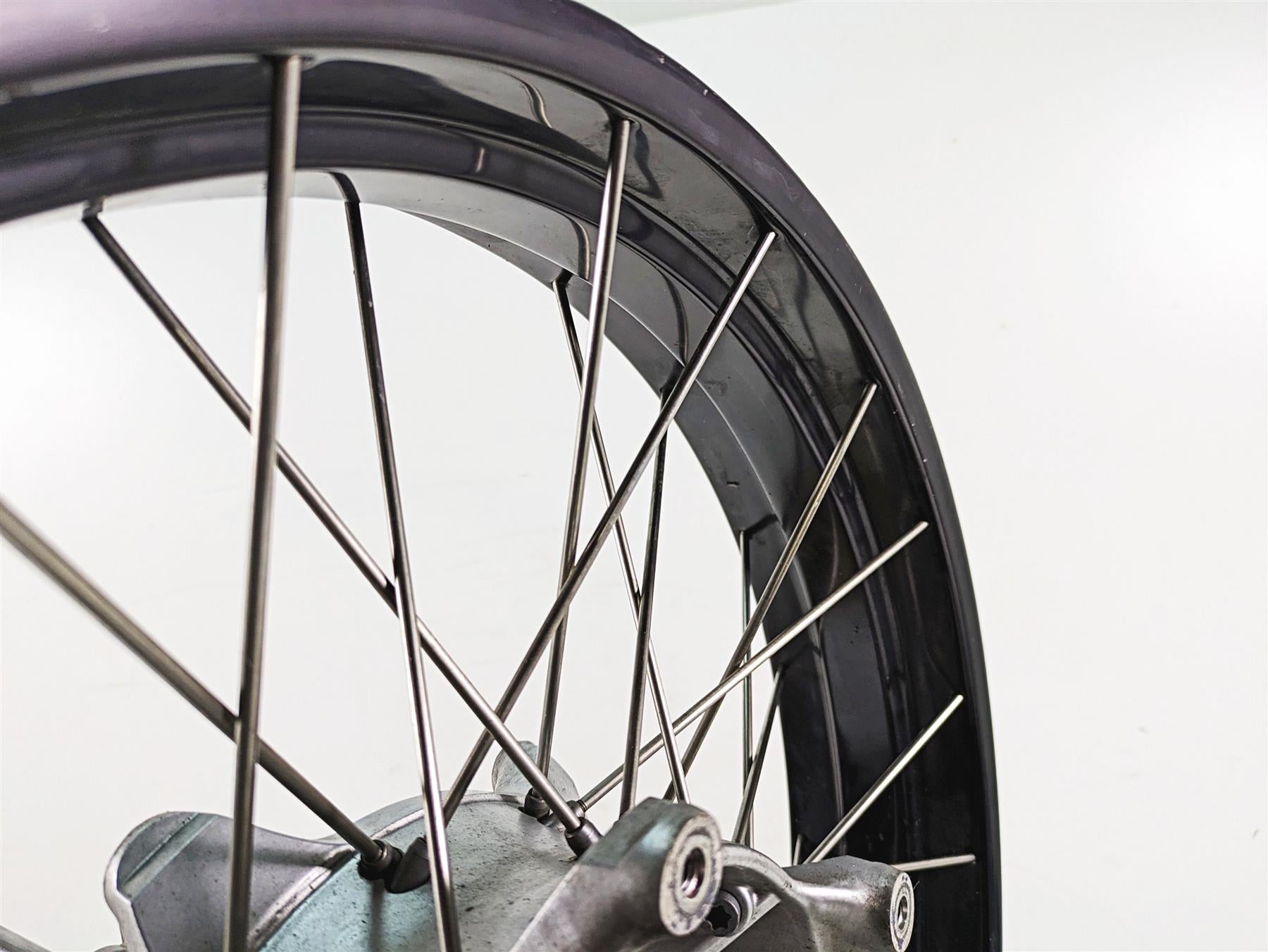 2007 BMW R1200GS K255 Adv 19x2.5 Front Wheel Spoke Rim 36317710866 36317696218 {{ shop.shopifyCountryName }} - Mototech271