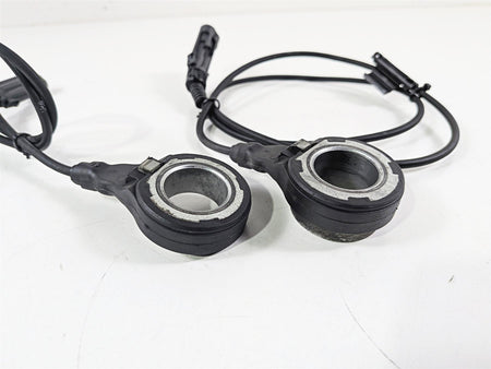 2020 Harley Touring FLTRK Road Glide Front Rear Abs Wheel Speed Sensors 32700015 {{ shop.shopifyCountryName }} - Mototech271