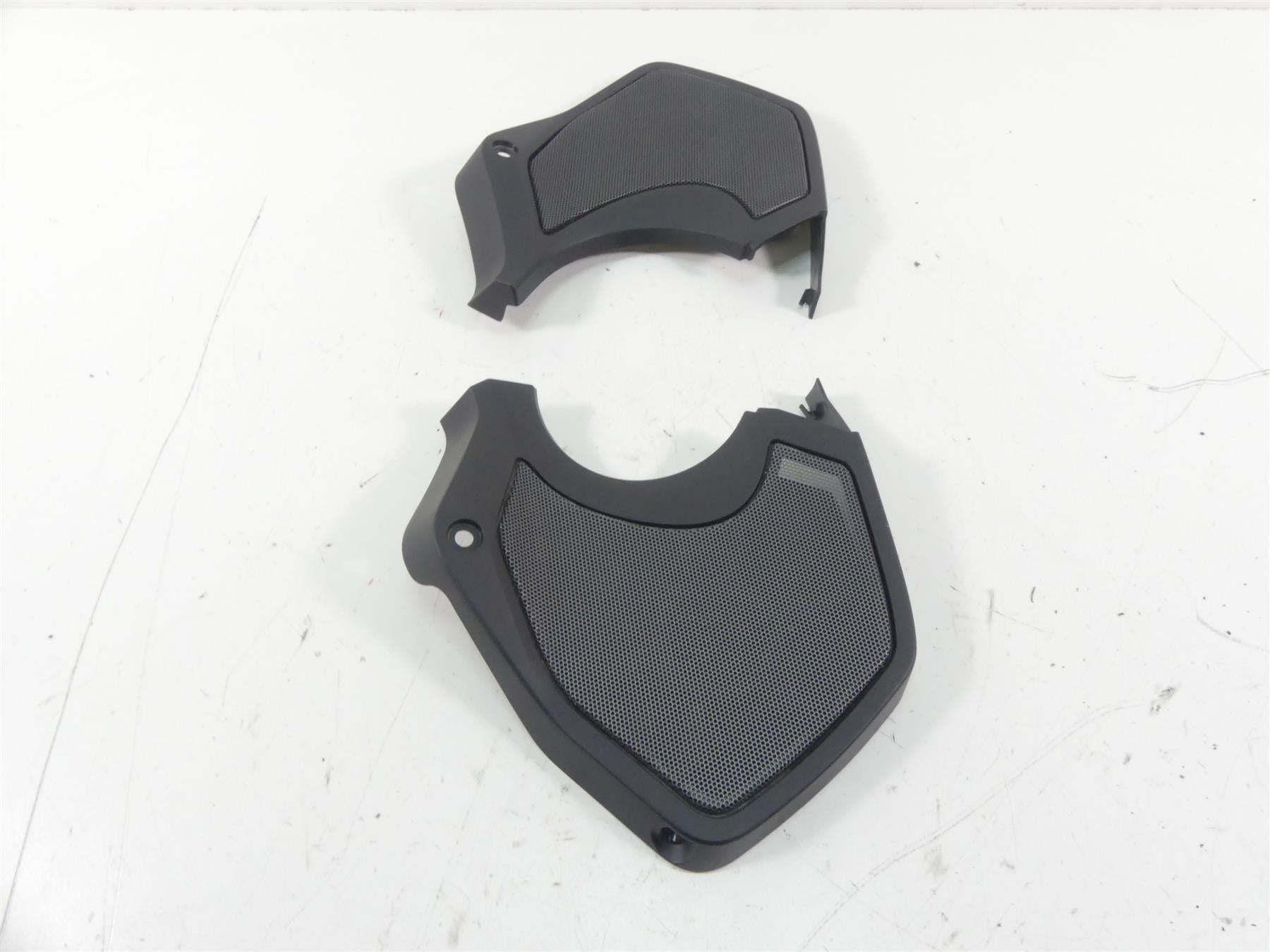 2017 BMW R1200RT K52 Left Right Speaker Cover Set 46638529412 46638529411 {{ shop.shopifyCountryName }} - Mototech271