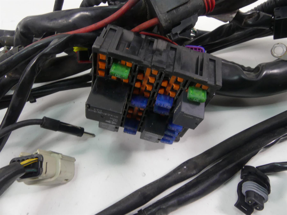 2013 Harley Touring FLHTK Electra Glide Main Wiring Harness Abs - Read 69200304 {{ shop.shopifyCountryName }} - Mototech271