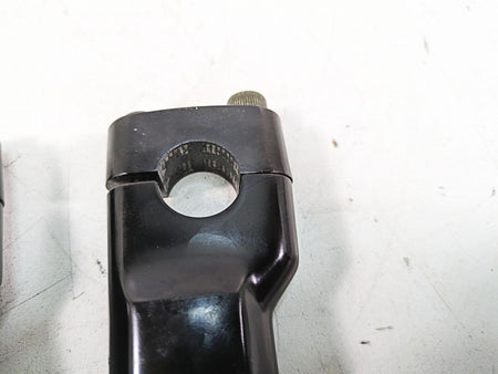 2002 Yamaha FZ1 FZS1000 Fazer Handlebar Riser Holder Set 5LV-23442-01-00 {{ shop.shopifyCountryName }} - Mototech271