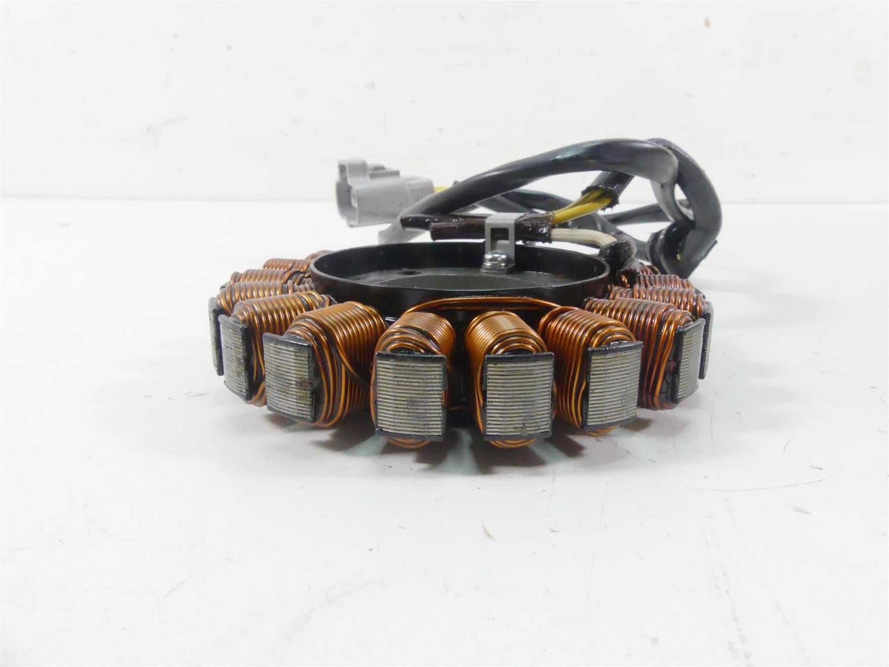 2015 KTM 1290 Adventure Stator Alternator Generator 60339004000 {{ shop.shopifyCountryName }} - Mototech271