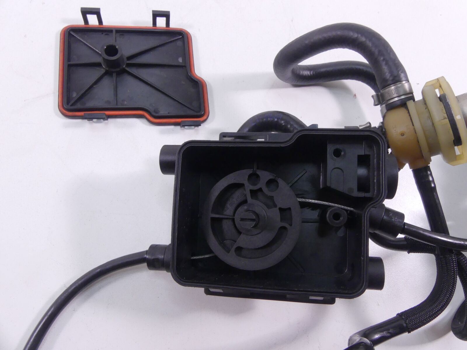2008 BMW R1200R K27 Bing Throttle Body Fuel Injection 13547672731 13547672732 {{ shop.shopifyCountryName }} - Mototech271