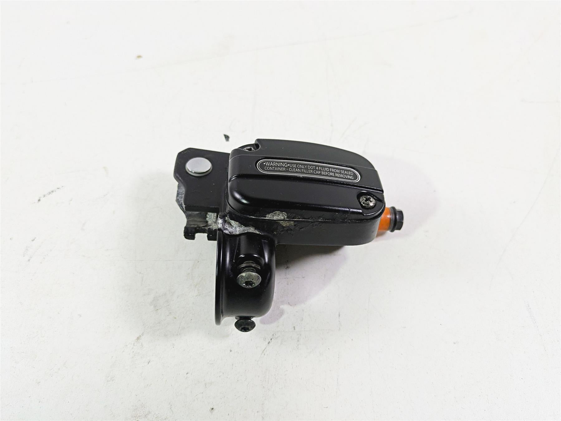 2015 Harley Touring FLHTKL Electra Glide Clutch Master Cylinder 11/16