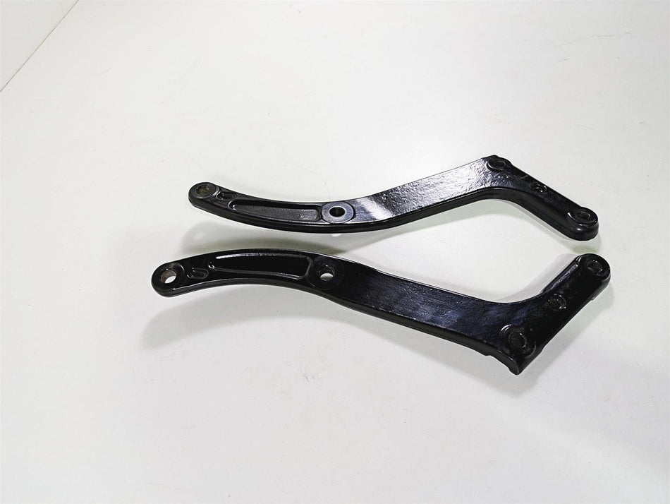 2009 Harley FLSTSB Cross Bones Rear Frame Fender Supports Struts 47813-08BHP {{ shop.shopifyCountryName }} - Mototech271