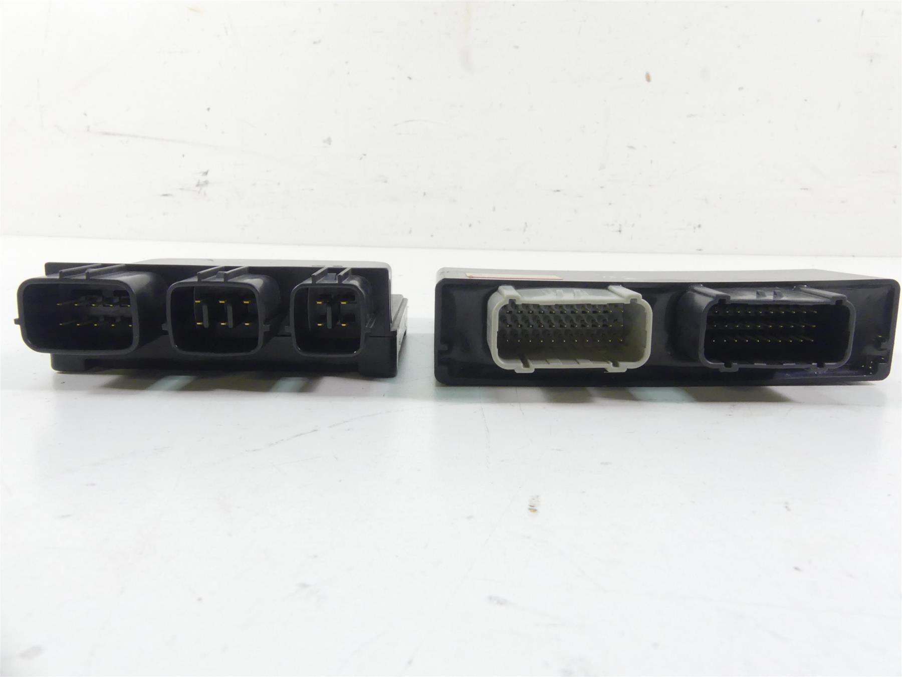 2013 Kawasaki ZX636 ZX6R Ninja Cdi Ecu Ecm & Relay Junction Box 21175-0810 {{ shop.shopifyCountryName }} - Mototech271