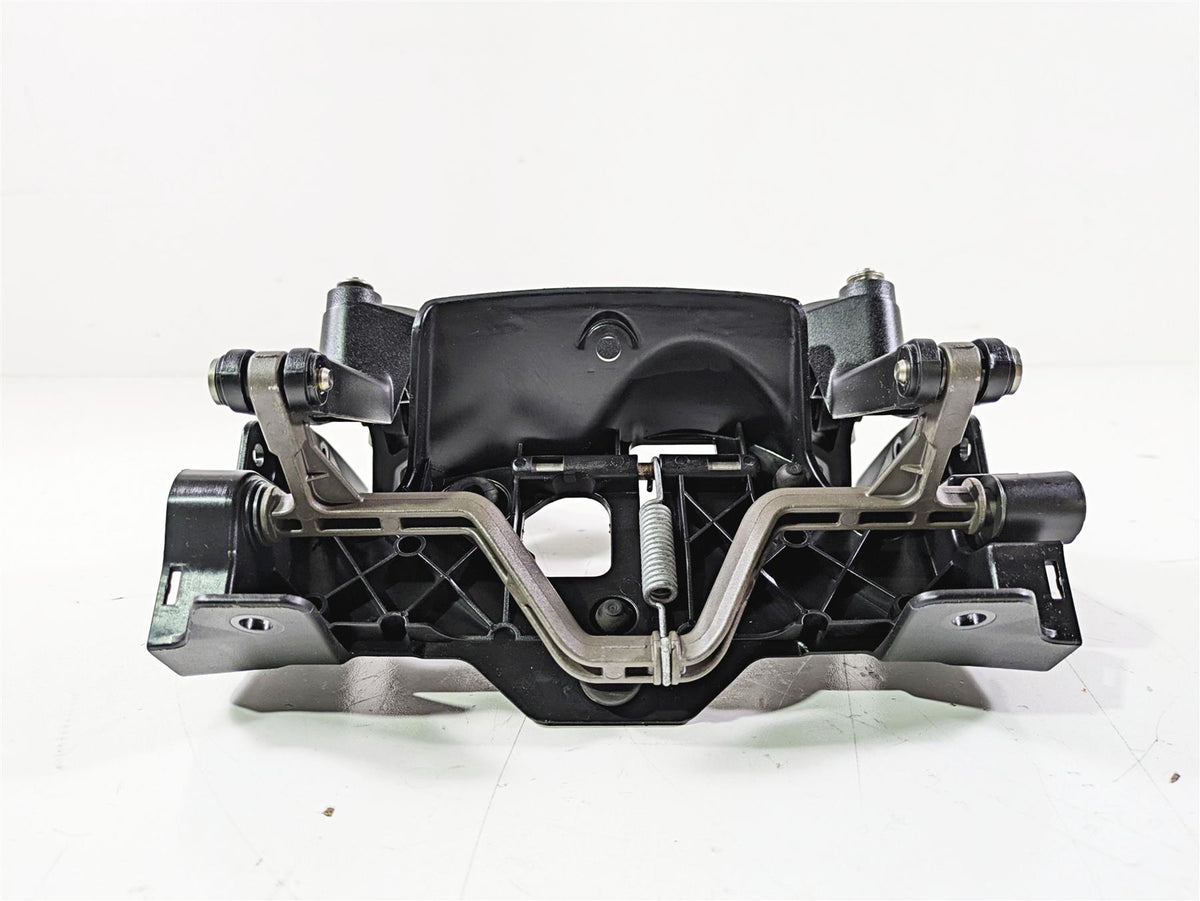 2019 BMW S1000XR K49 Windshield Mount Stay Holder 46637717039 46638553982 {{ shop.shopifyCountryName }} - Mototech271