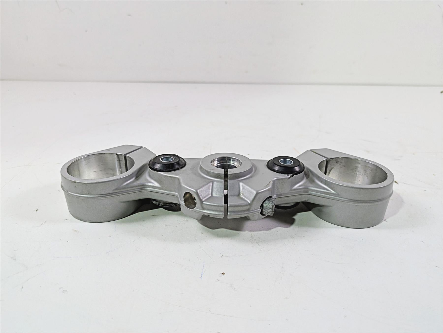 2017 BMW F800GS Adv K75 Upper Triple Tree Steering Clamp 31427715420 {{ shop.shopifyCountryName }} - Mototech271