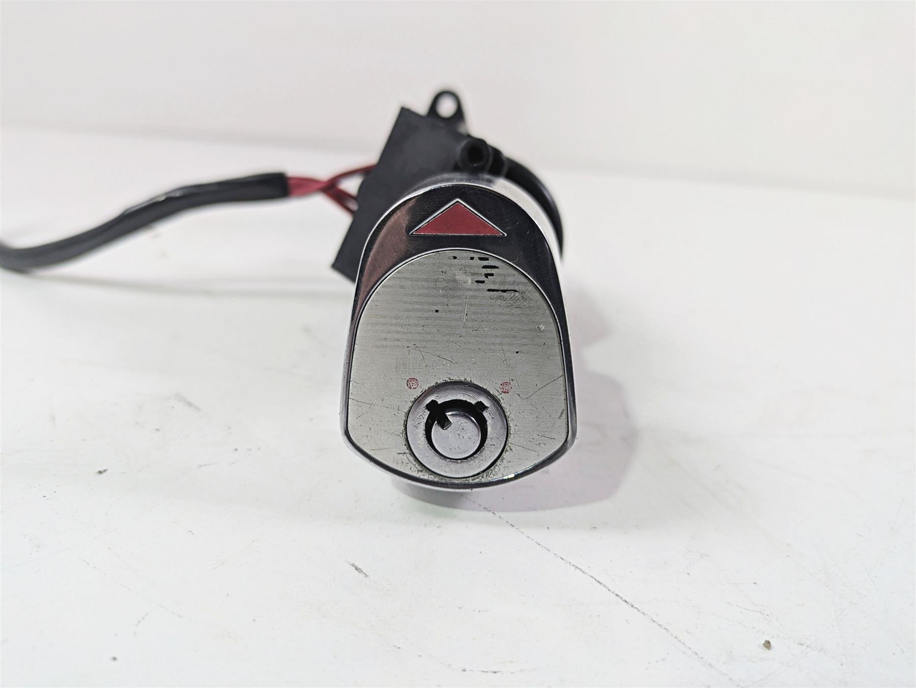 2001 Harley Touring FLHX Street Glide Ignition Switch - Vin 71526-93B {{ shop.shopifyCountryName }} - Mototech271