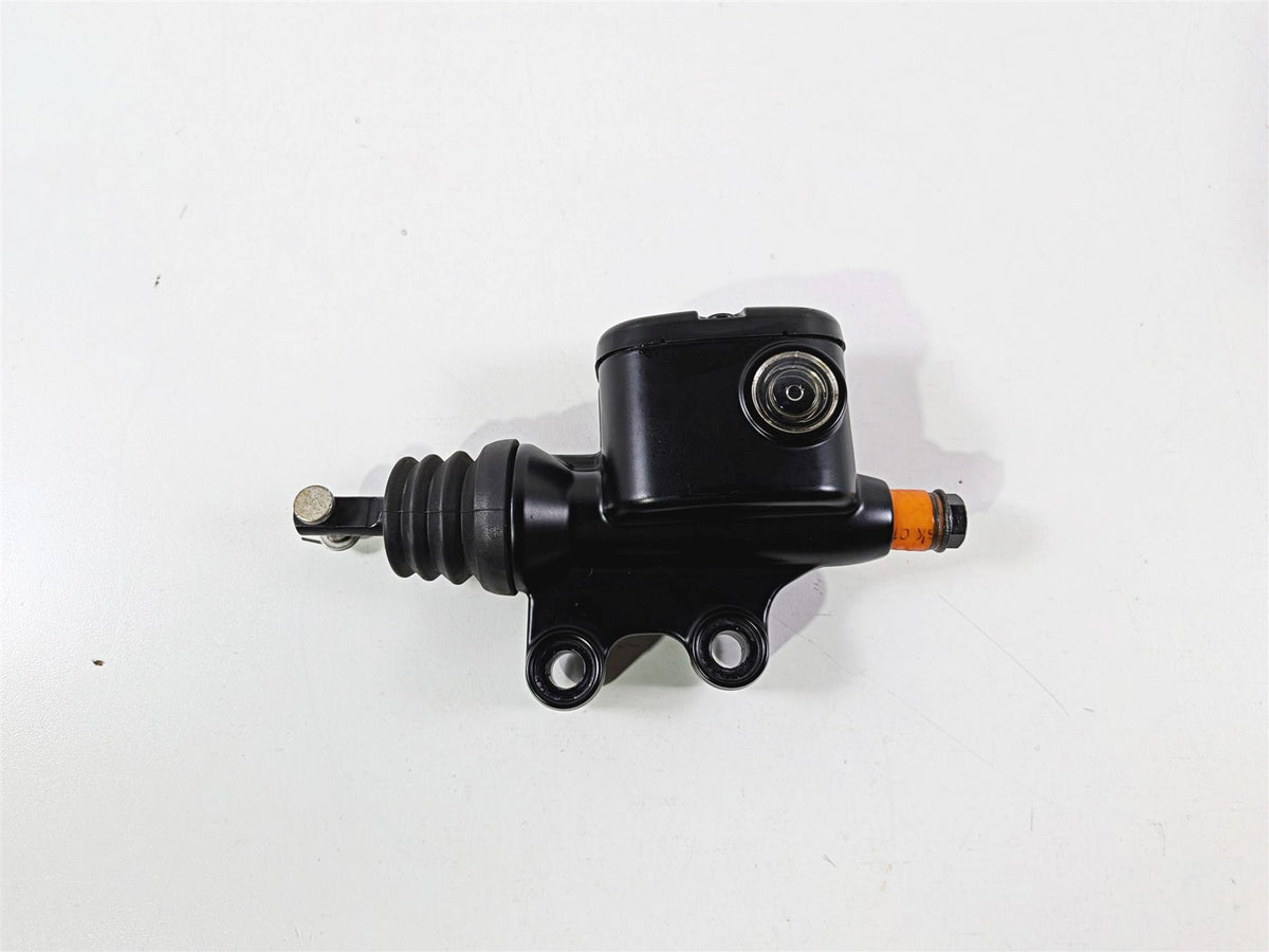 2014 Harley Touring FLHTK Electra Glide Rear Brake Master Cylinder 41700028A-Mototech271