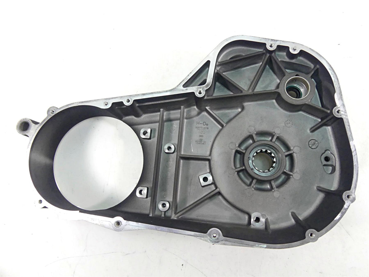 2004 Harley Touring FLHTCUI Electra Glide Inner Primary Clutch Cover 60677-01B {{ shop.shopifyCountryName }} - Mototech271