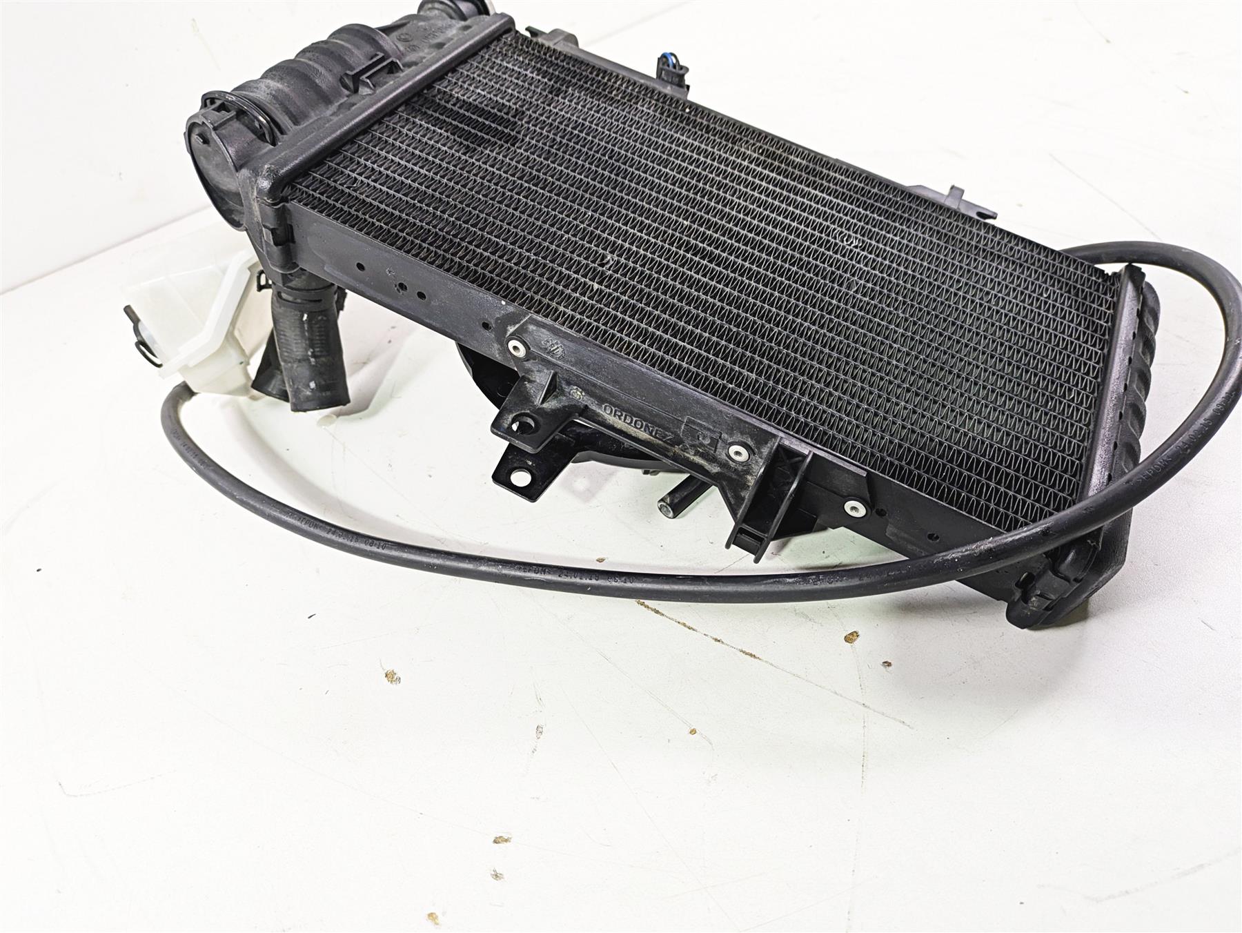 2016 BMW F800R K73 Radiator & Cover Fan Reservoir Set 7678284 16148556078 {{ shop.shopifyCountryName }} - Mototech271