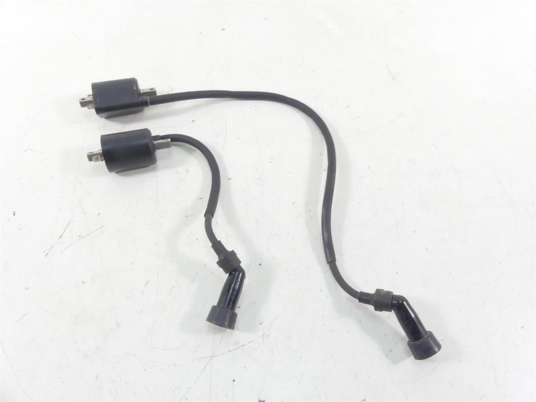 2002 Yamaha XVS1100 V-Star Ignition Coils Wire Plug Set 5EL-82310-00-00 {{ shop.shopifyCountryName }} - Mototech271