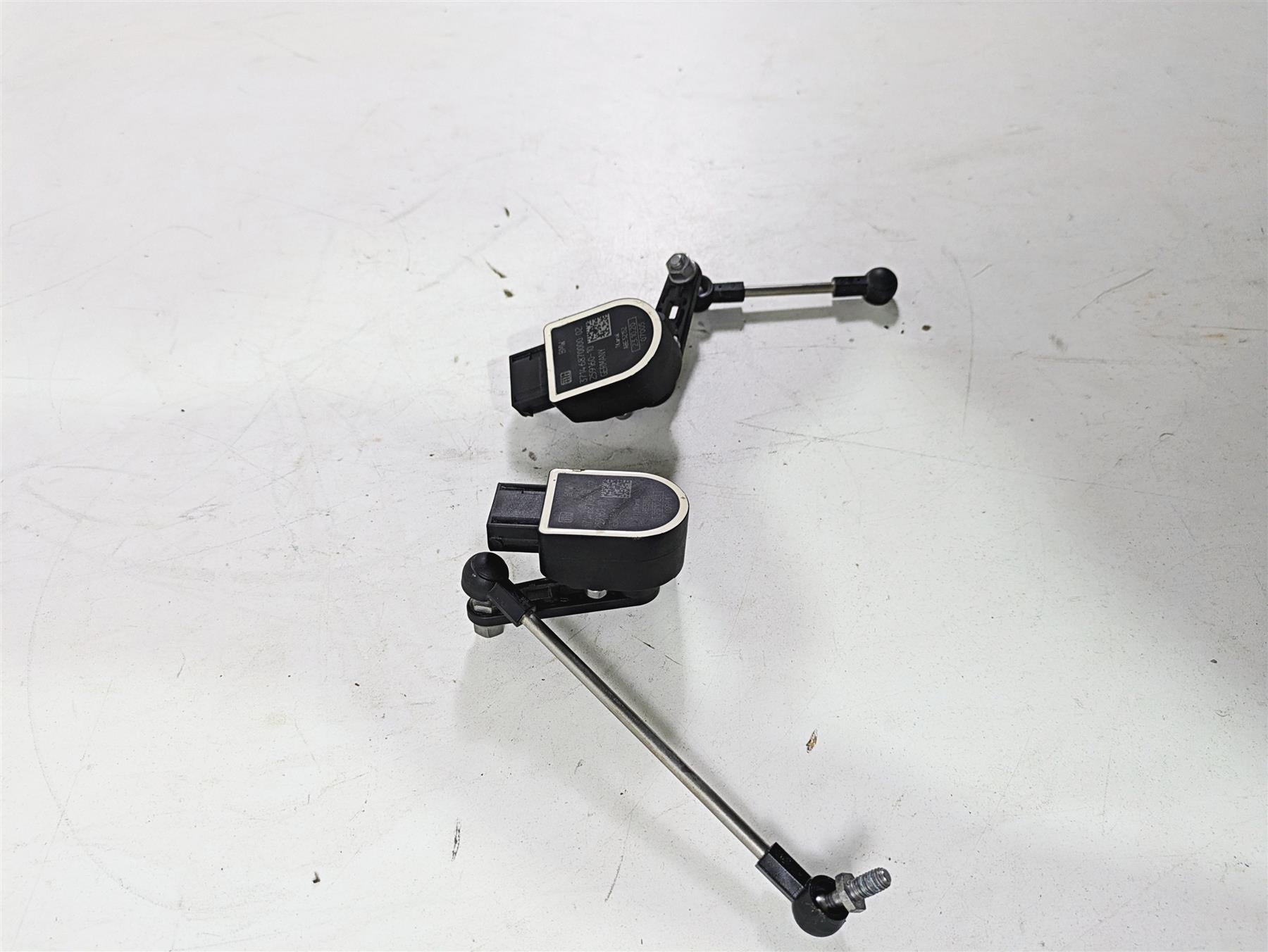 2021 BMW R1250GS K51 Adv Front Rear Bike Leveling Sensors 37146870000 {{ shop.shopifyCountryName }} - Mototech271