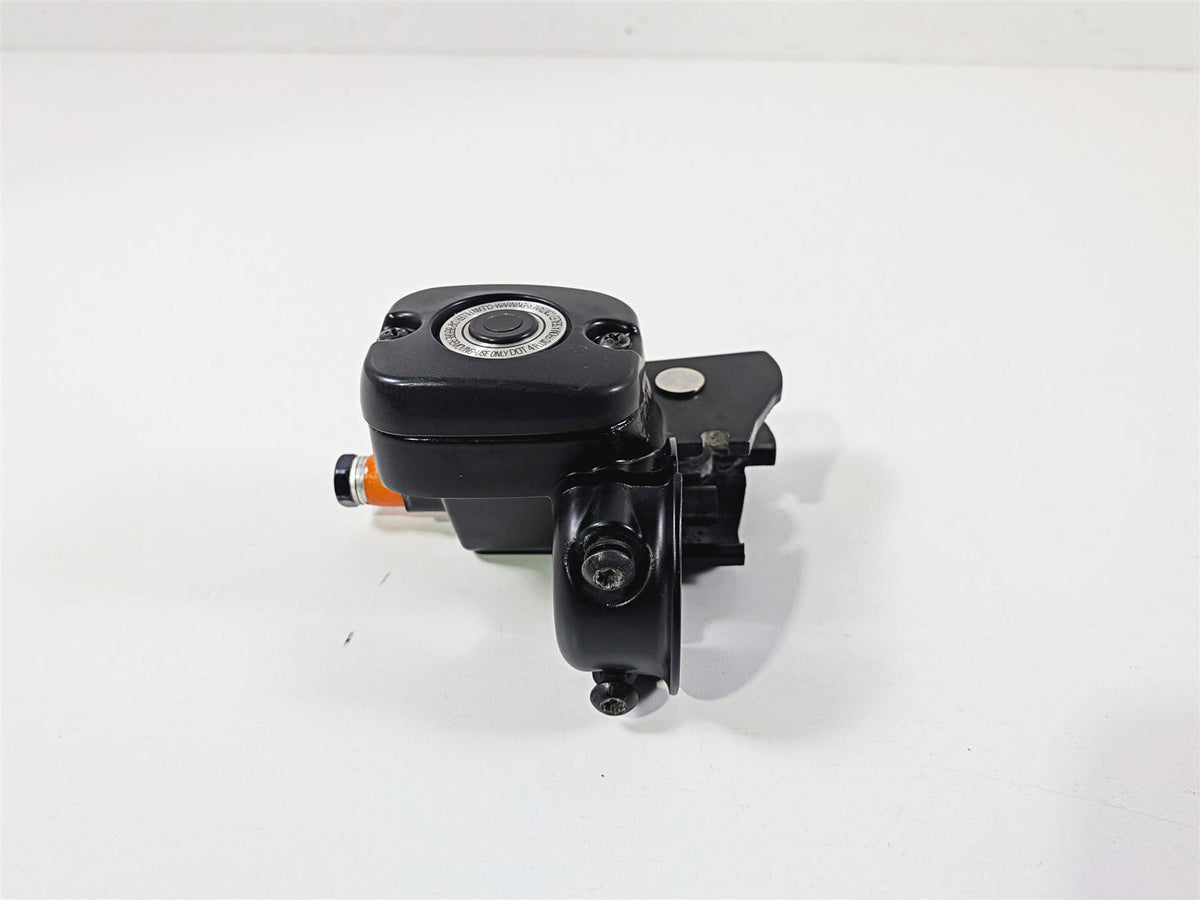 2014 Harley FXDL Dyna Low Rider Front Brake Master Cylinder 11/16" Read 45170-08 {{ shop.shopifyCountryName }} - Mototech271