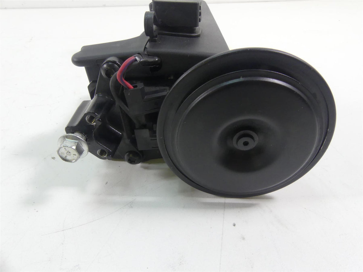 2021 Harley Softail FXBBS 114 Street Bob Horn & USB Wiring Box 69201654 {{ shop.shopifyCountryName }} - Mototech271