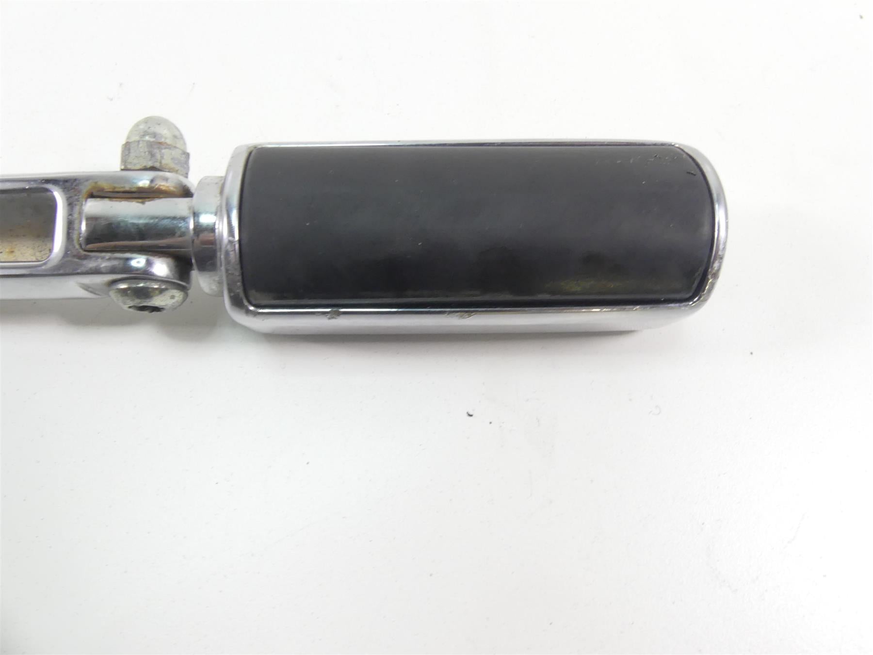 2009 Harley Dyna FXDF SE CVO Fat Bob Rear Chrome Passenger Footpeg Set 49251-06A {{ shop.shopifyCountryName }} - Mototech271