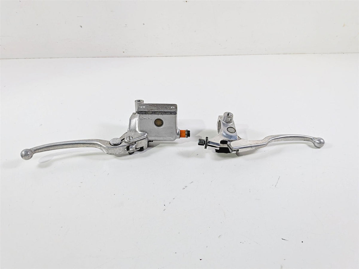 2004 Suzuki VL800 Intruder Volusia Front Brake Master Cylinder Lever 59600-10F10 {{ shop.shopifyCountryName }} - Mototech271