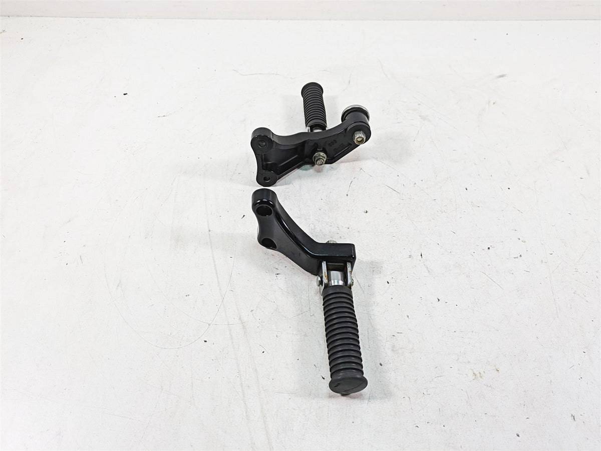 1997 Kawasaki VN1500 Vulcan Rear Passenger Footpeg Set 35011-1346 35011-1347 {{ shop.shopifyCountryName }} - Mototech271