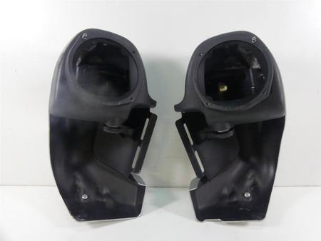 2010 Harley Touring FLHX Street Glide Lower Leg Fairings + Hogtunes Mounts {{ shop.shopifyCountryName }} - Mototech271