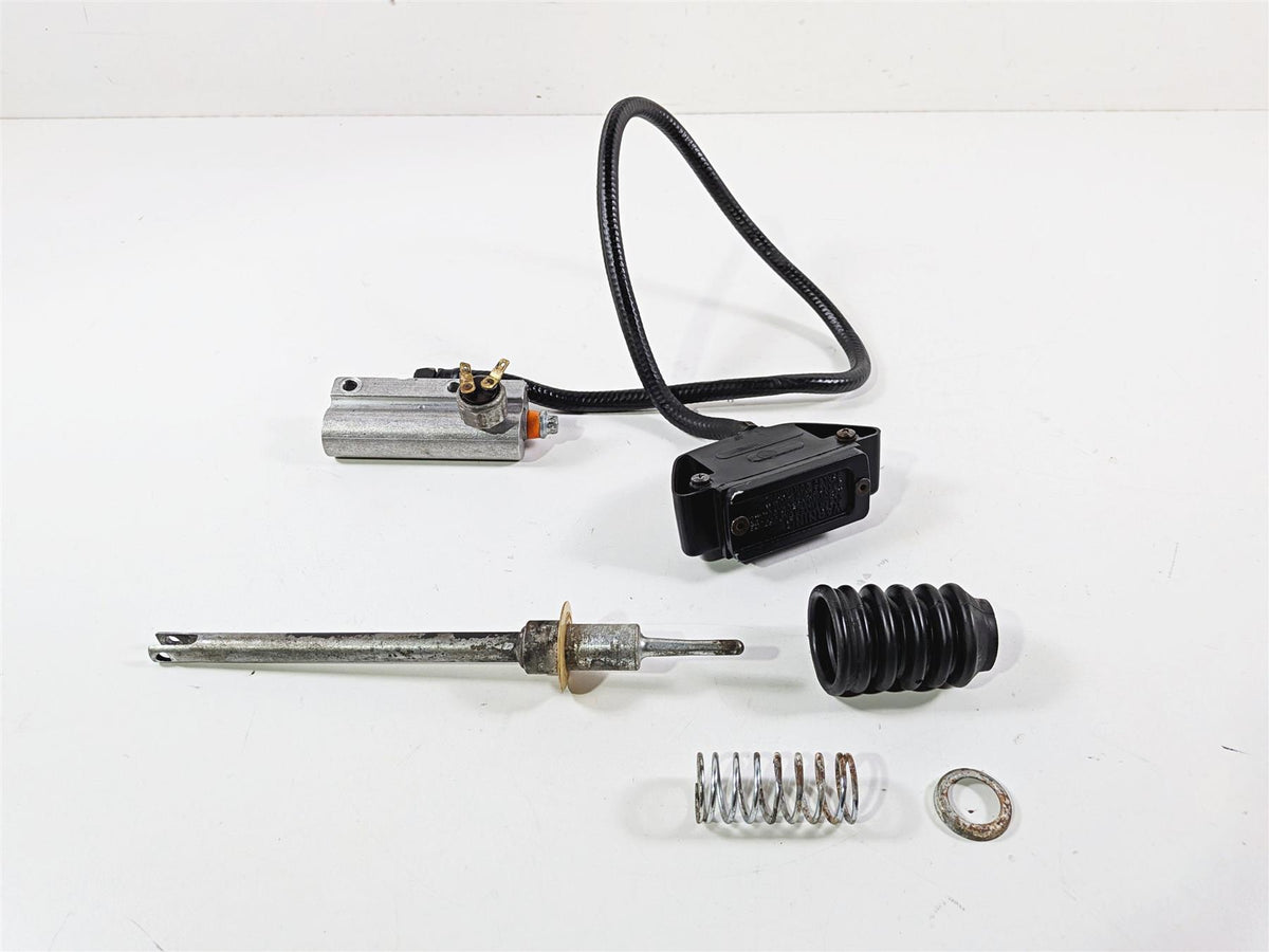 1990 Harley Touring FLHTC Electra Glide Rear Brake Master Cylinder 41755-86 {{ shop.shopifyCountryName }} - Mototech271