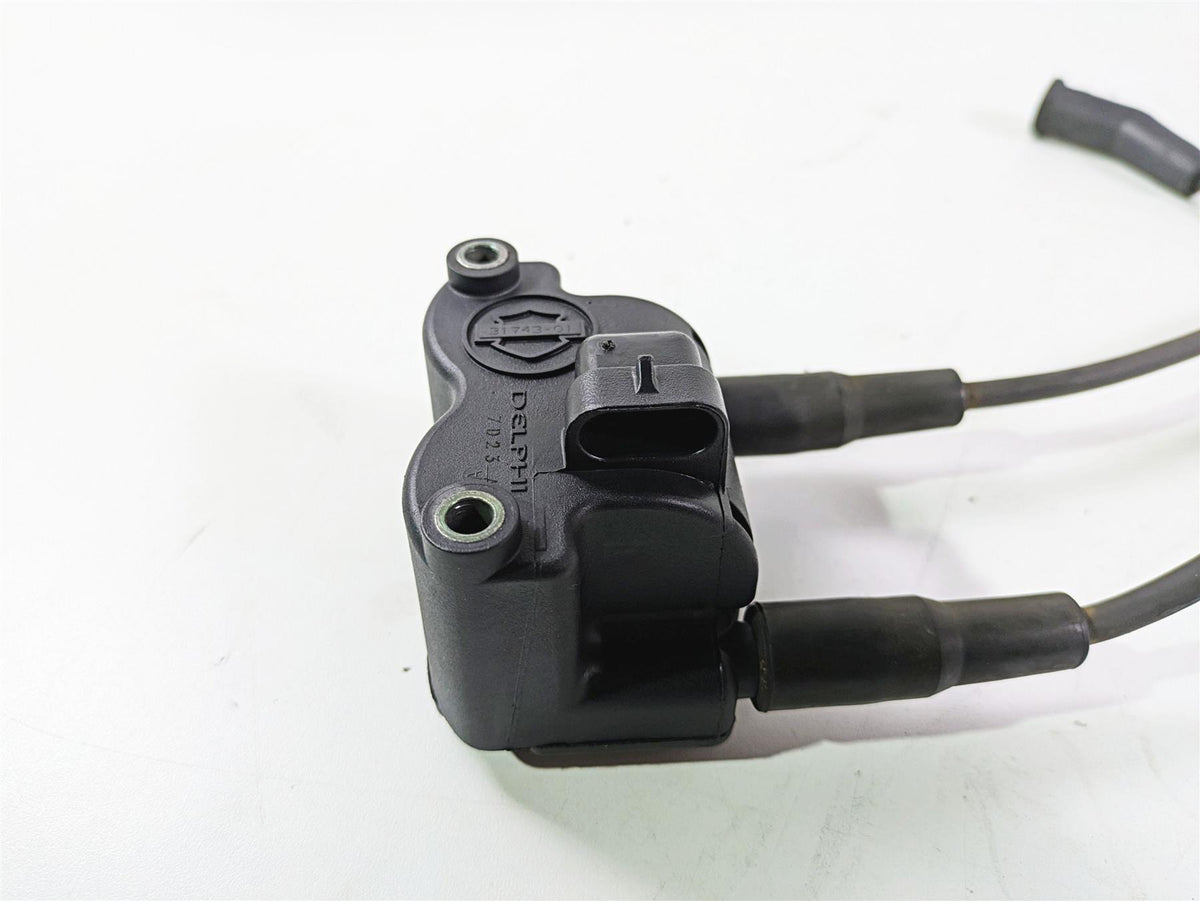 2007 Harley Touring FLHRSE CVO Road King Ignition Coil + Plugs Set 31743-01 {{ shop.shopifyCountryName }} - Mototech271