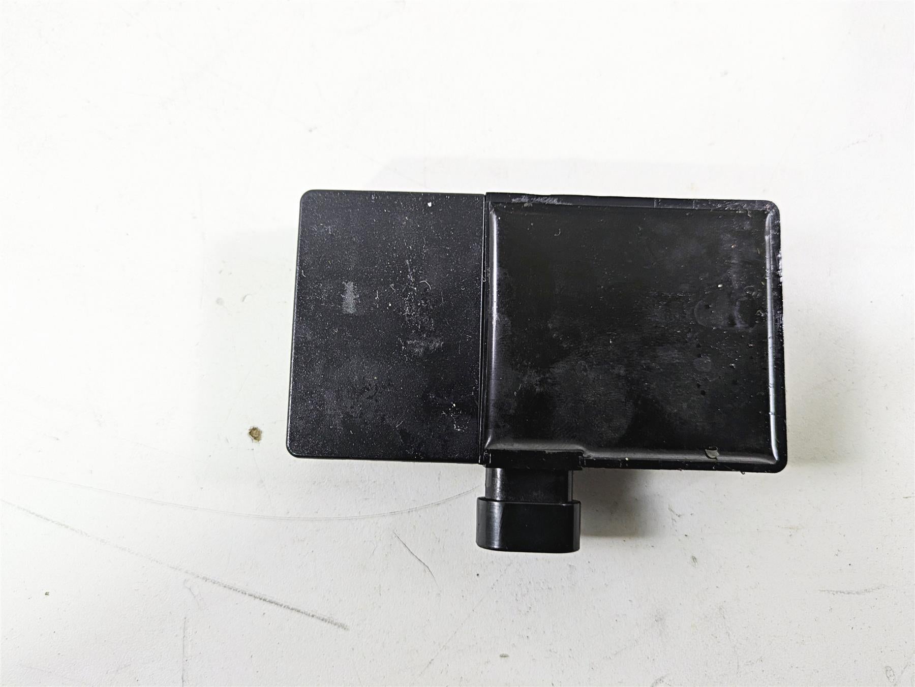 2011 Harley Touring FLHTCUSE CVO E-Glide Siren Alarm Box 68970-06 {{ shop.shopifyCountryName }} - Mototech271