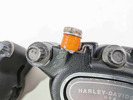 2011 Harley FXDF Dyna Fat Bob Dual Front Brake Caliper Set 44046-08 {{ shop.shopifyCountryName }} - Mototech271